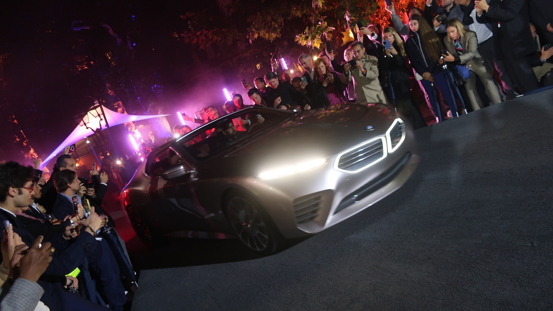 Akkurat avduket: BMWs nye elegante toseter