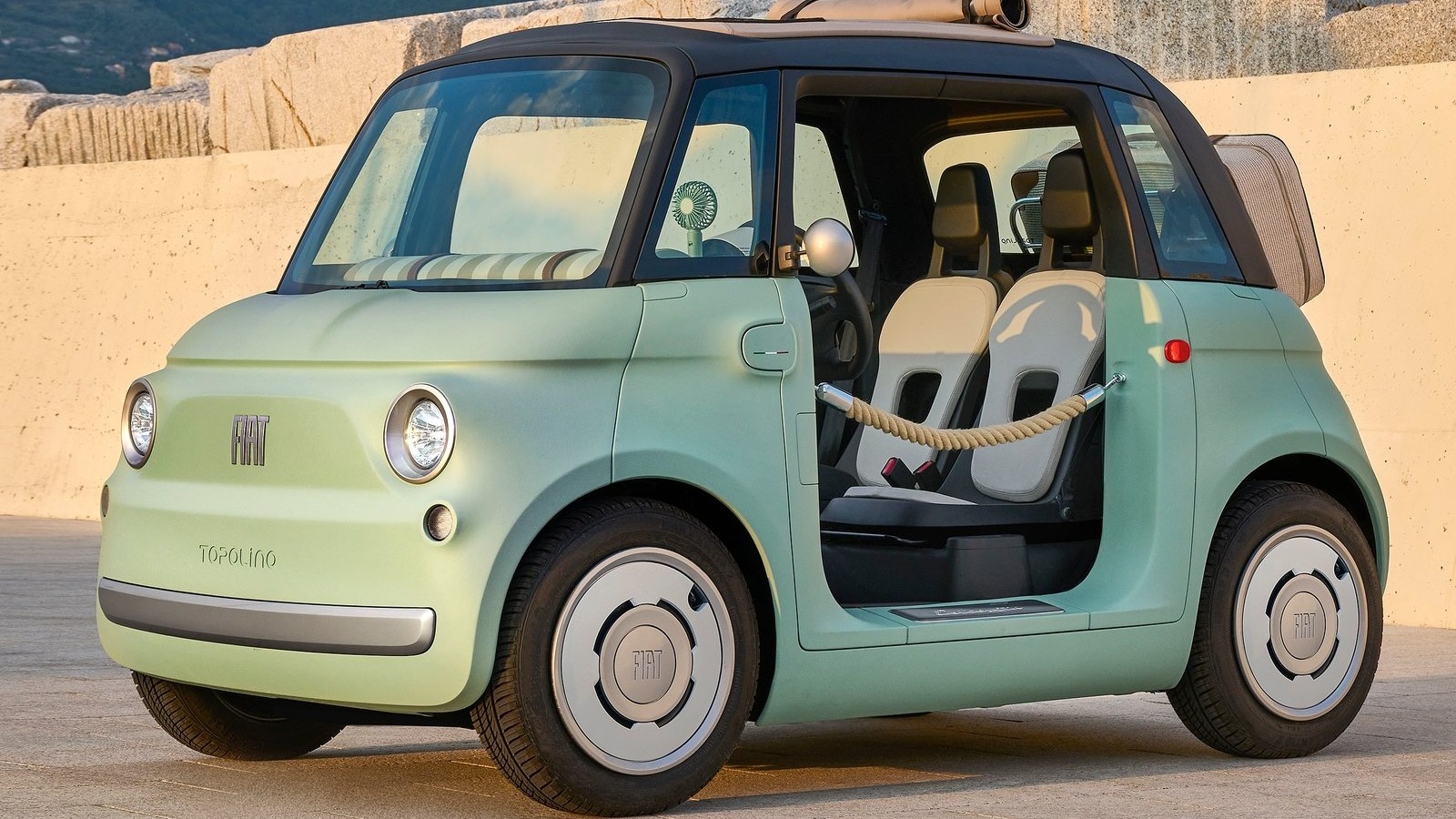 Italienske myndigheter beslagla Fiater grunnet italiensk flagg på bilene