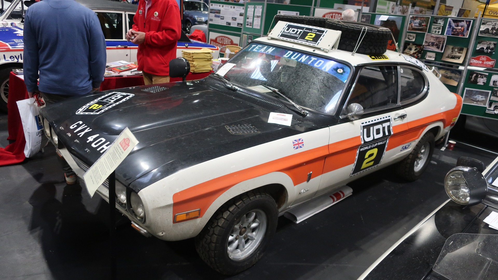 Ford Capri Mk I med fantastisk historie. Deltok i begge de to World Cup rallyene som var 1970 London-Mexico og 1974 London-Sahara-München. Sympatisk restaurert med mål om å bevare mest mulig originalitet og patina.