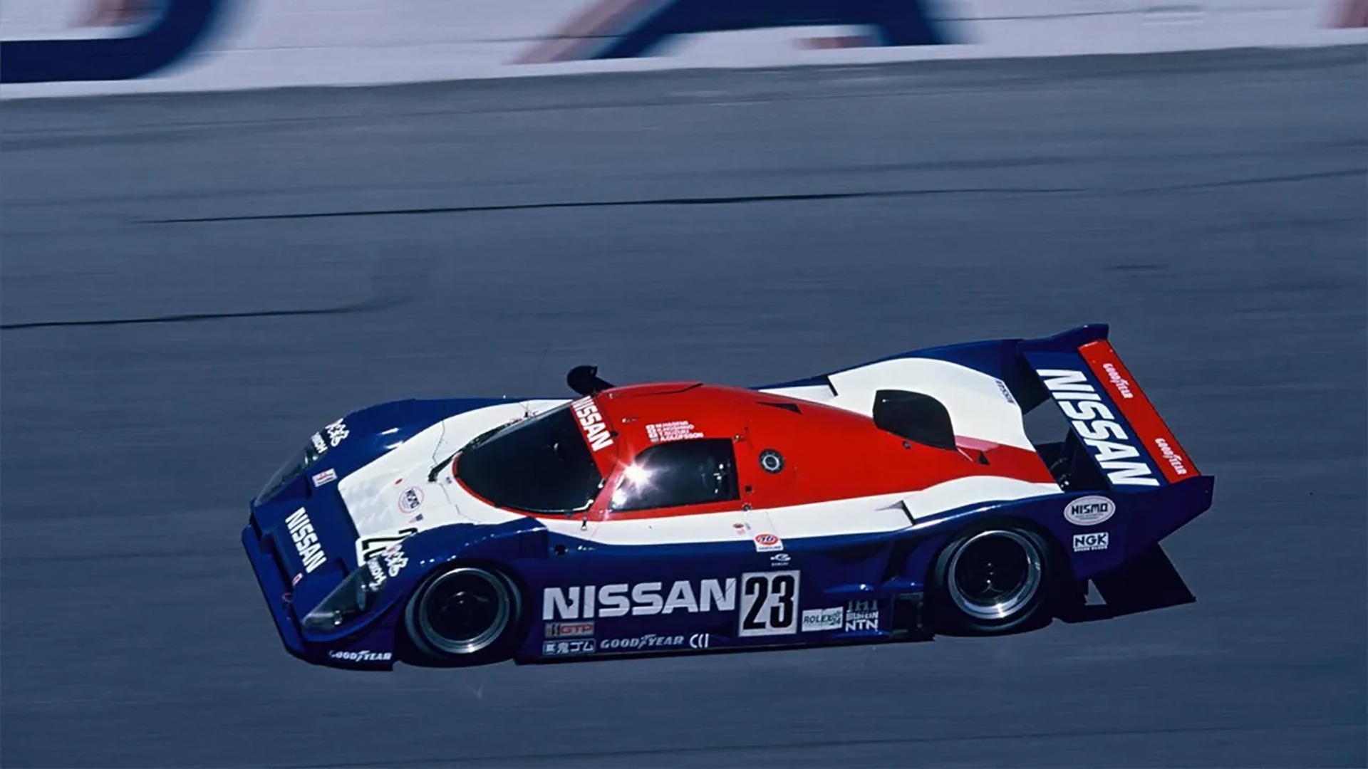 1992 vinneren av Rolex 24 på Daytona. Dette er en Nissan R91CP