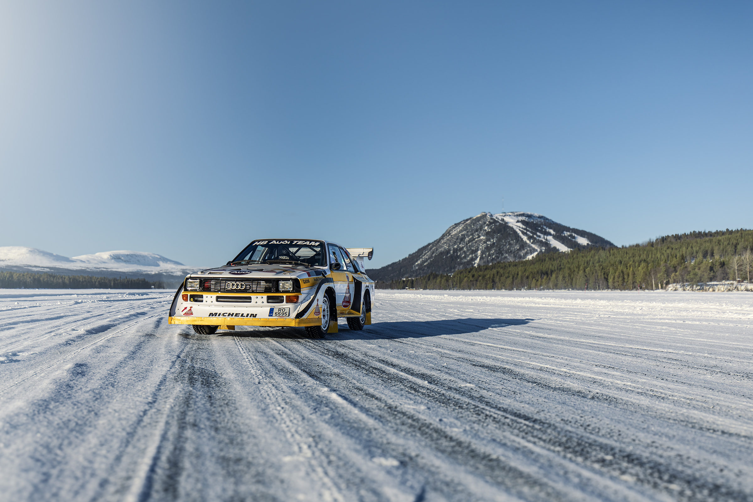 Audi i nydelige omgivelser