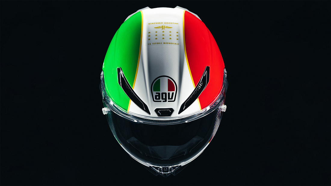 AGV er nært forbundet med Agostini, og den som kjøper sykkelen får denne hjelmen.