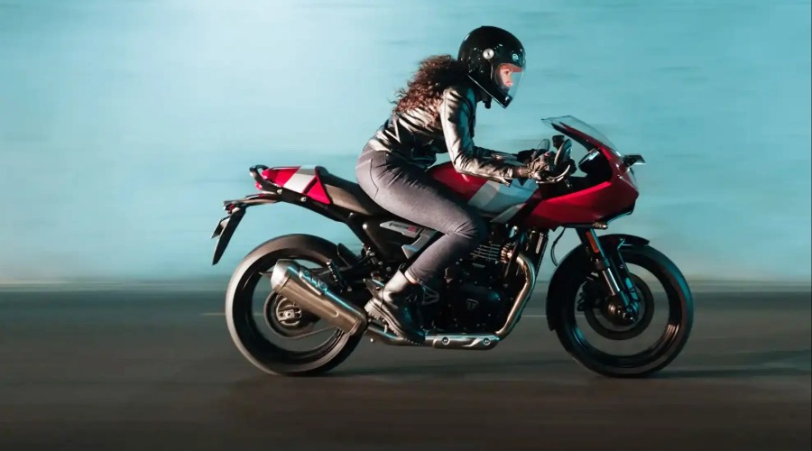 Triumph Thruxton 400: Kul Café Racer i rimelig segment