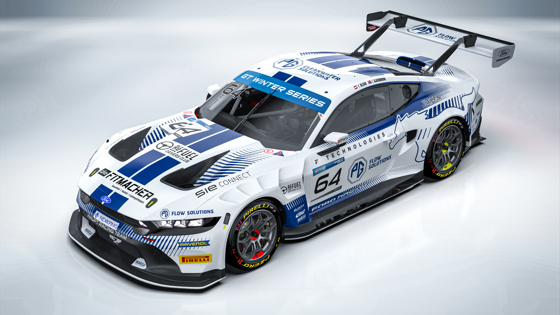 Bilen til Gjerdrum har Refuel Drivers Club merker på framskjerm og panser.