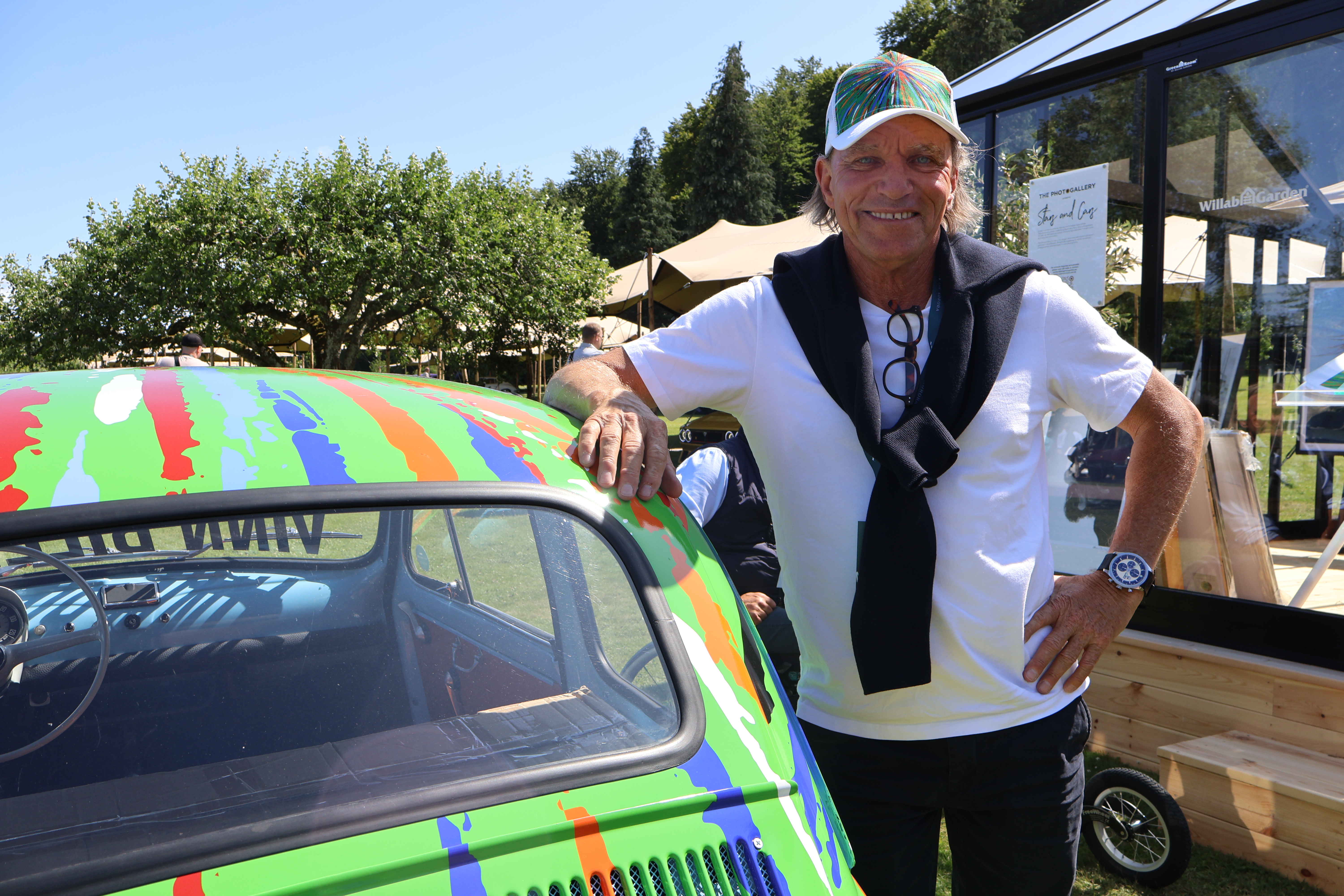 Stefan Johansson var en kjent Formel 1 profil på 80-tallet. Nå driver han med kunst og tok turen til eventet. 
