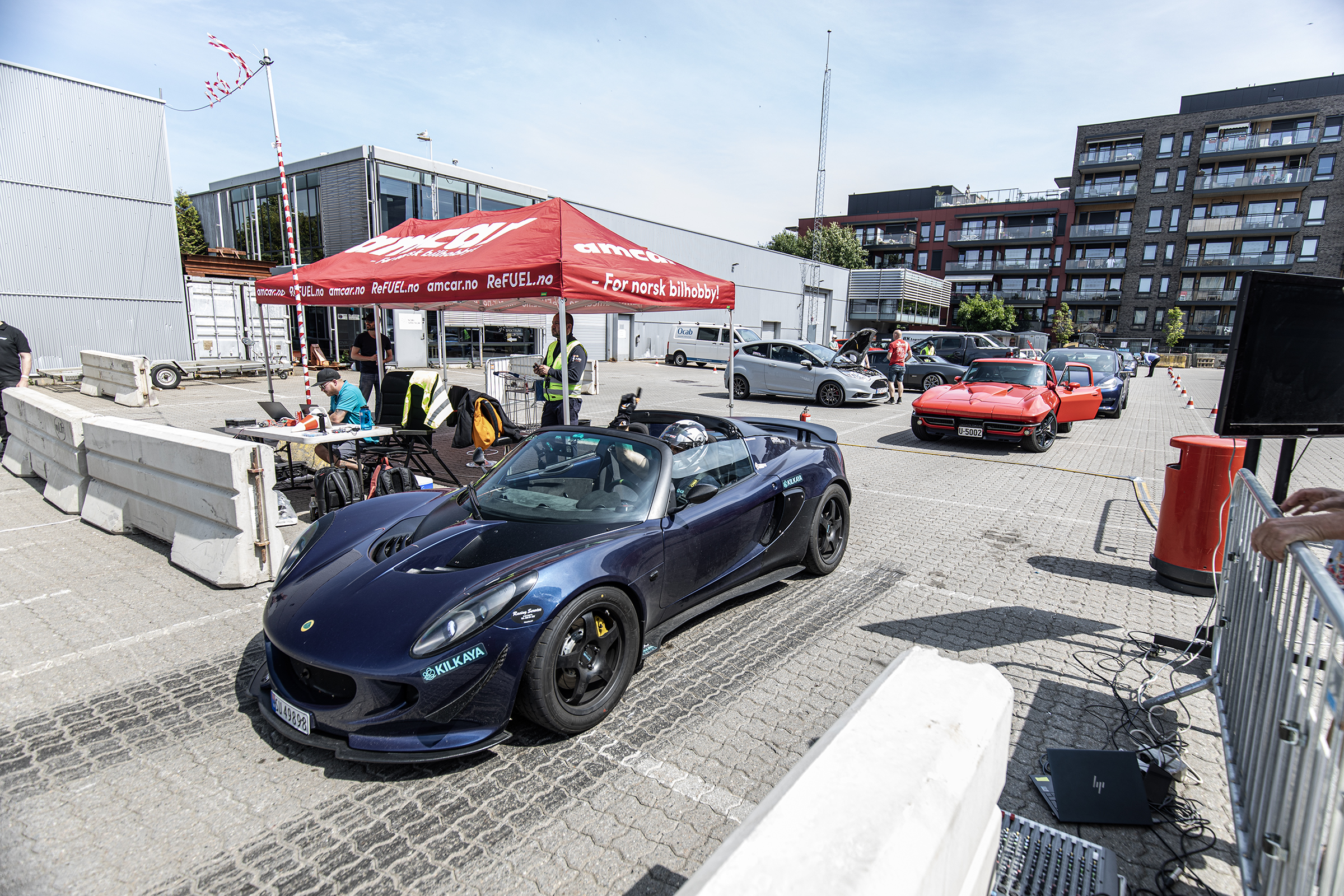 I bakgården hadde vi Autocross som pågikk under mesteparten av FuelFesten. Fartsfylt, masse action og det ble kniving om finaleplassene.