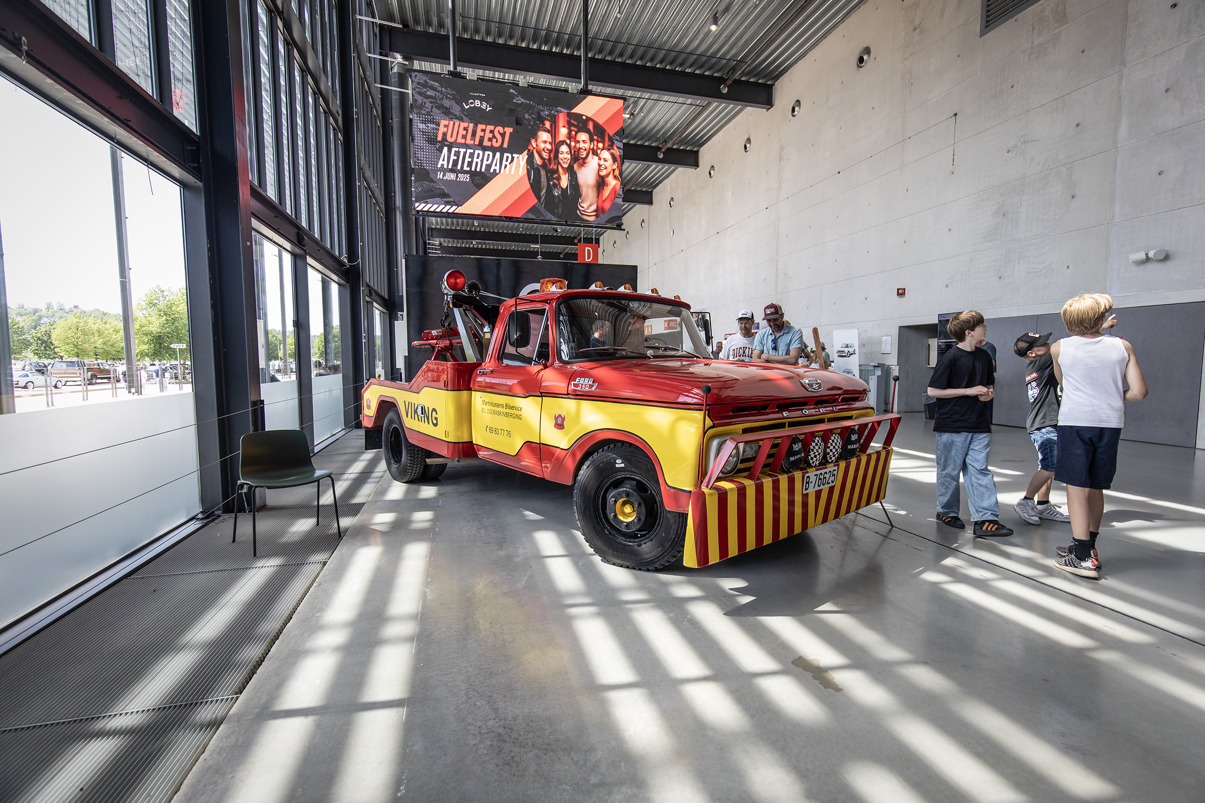 Viking hadde med seg en flott Ford F-350 tauebil.