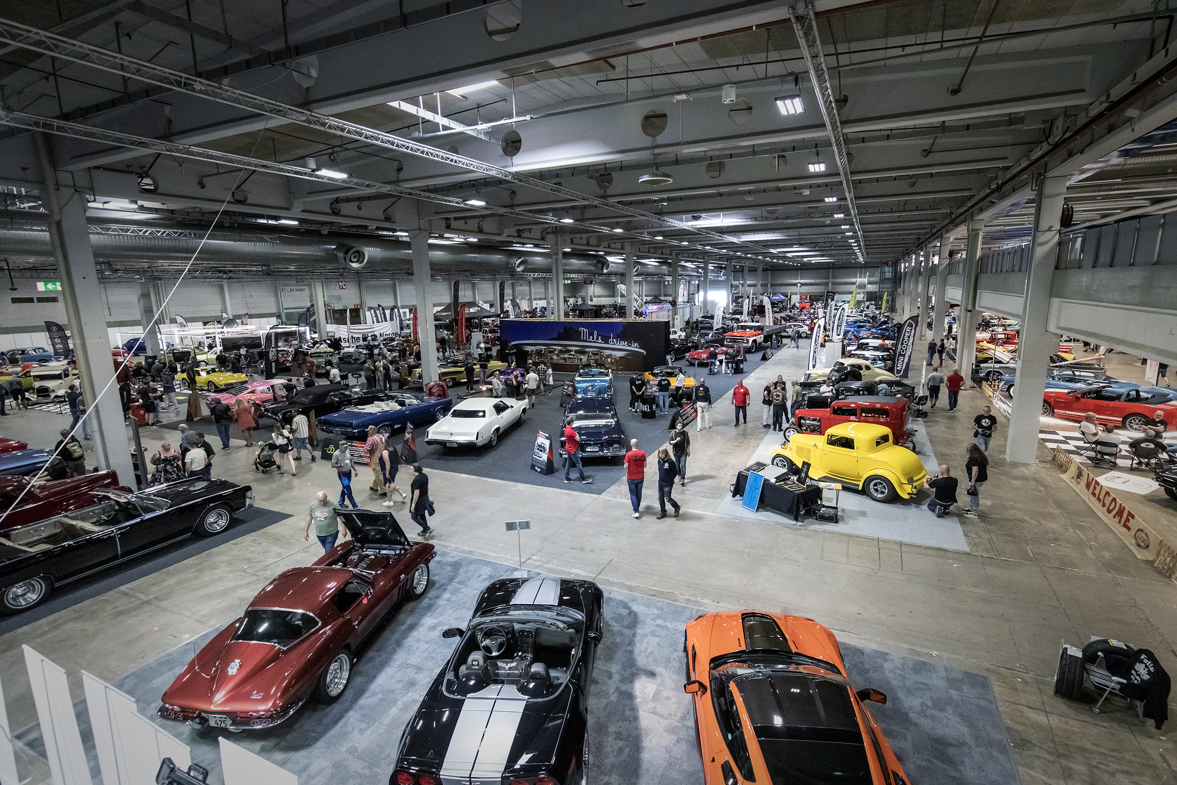 Inne i Hall D var det storstilt utstilling med mange av AMCARs tilsluttede klubber