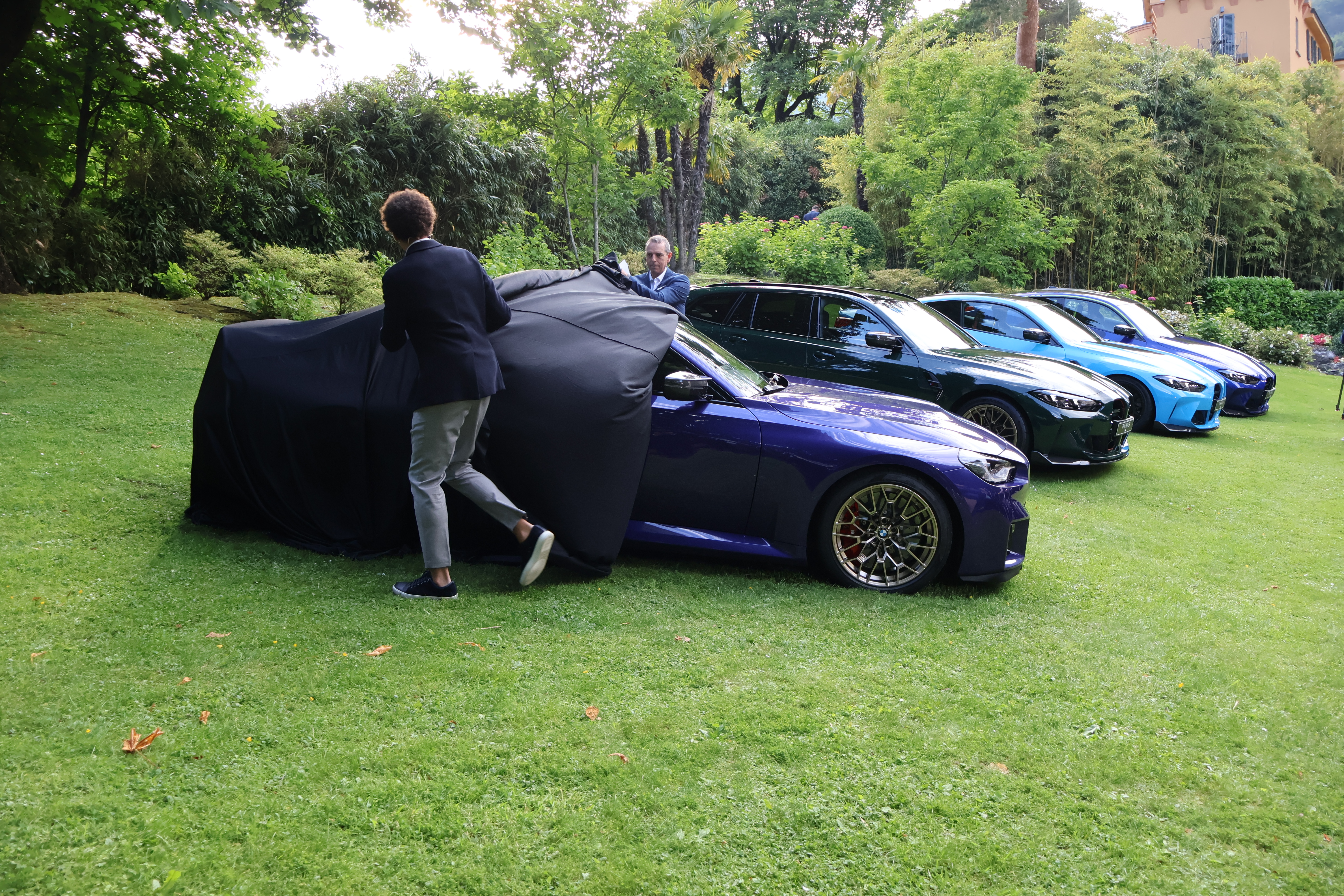 Avdukingen av nye BMW M2 CS under årets Villa d'Este.