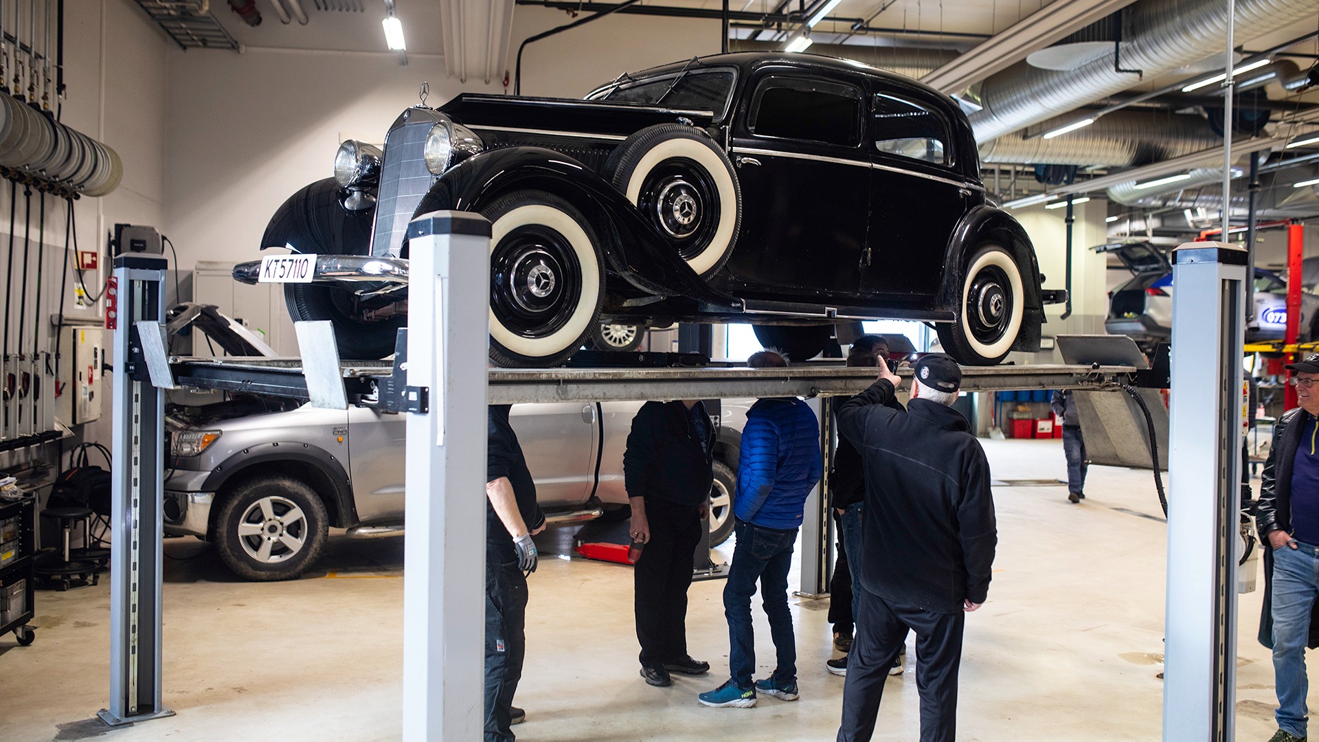 Original omtrent urørt 1938 Mercedes-Benz på bukken!