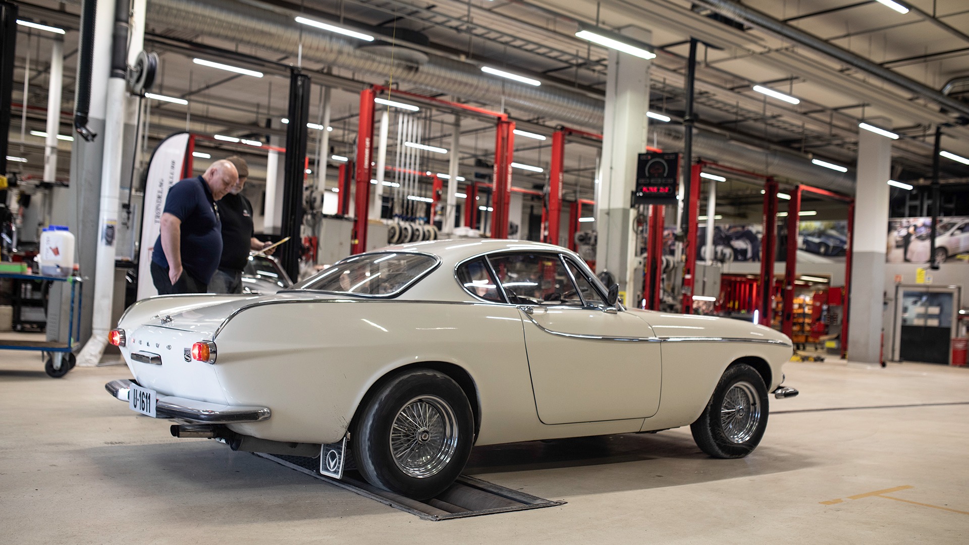 Lekker Volvo P1800 på rulla.