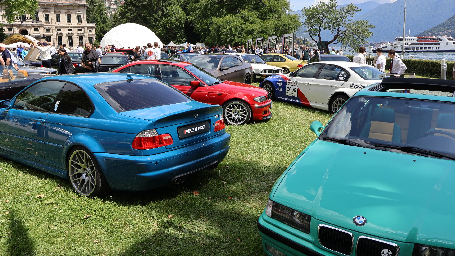 BMW 3-serie feirer 50 år, og på Villa Erba lørdag kunne man beskue enorme mengder av jubilanten.