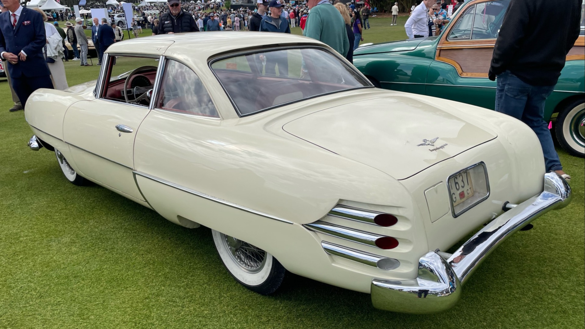 1954 Hudson Italia En av bare 26 biler bygget i dette unike samarbeidet mellom Hudson Motor Car Company i Detroit og Carrozzeria Touring Superleggera i Milano. 