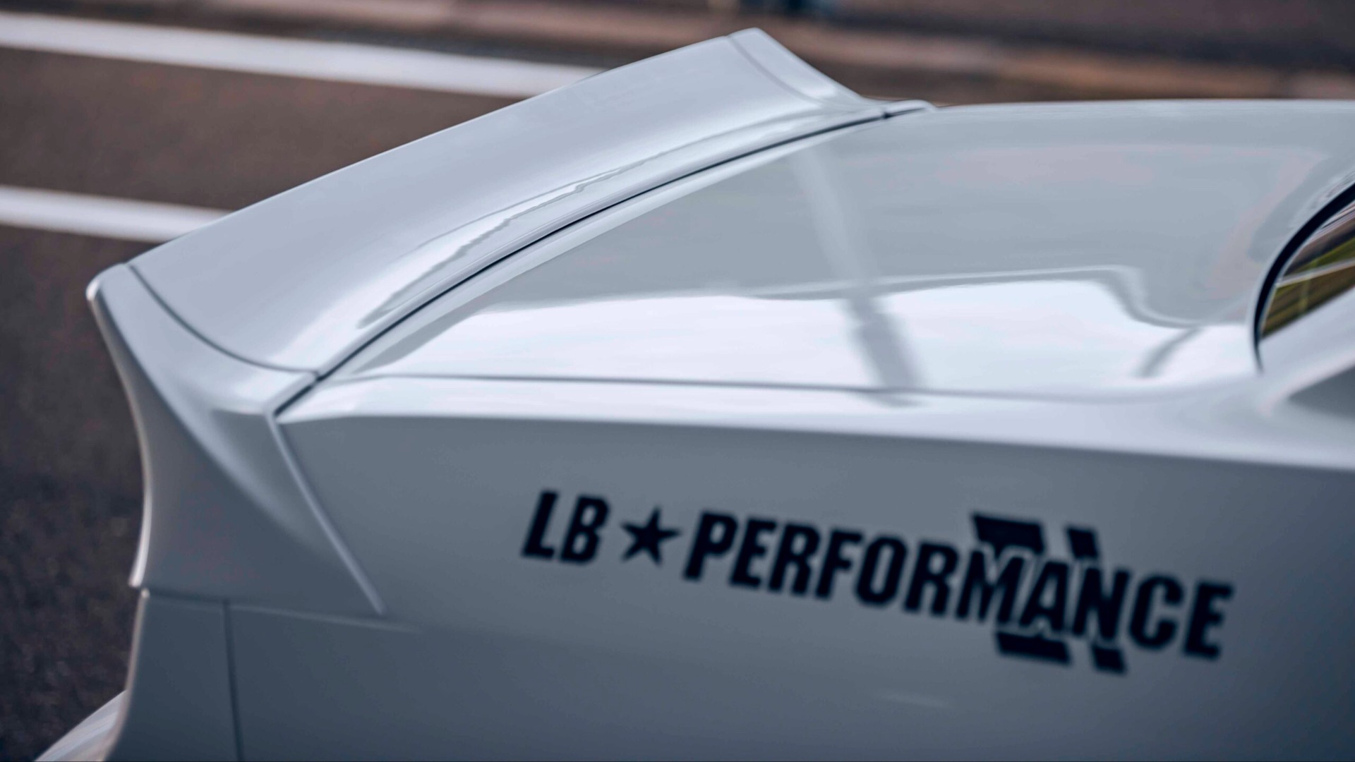 Ducktail følger med