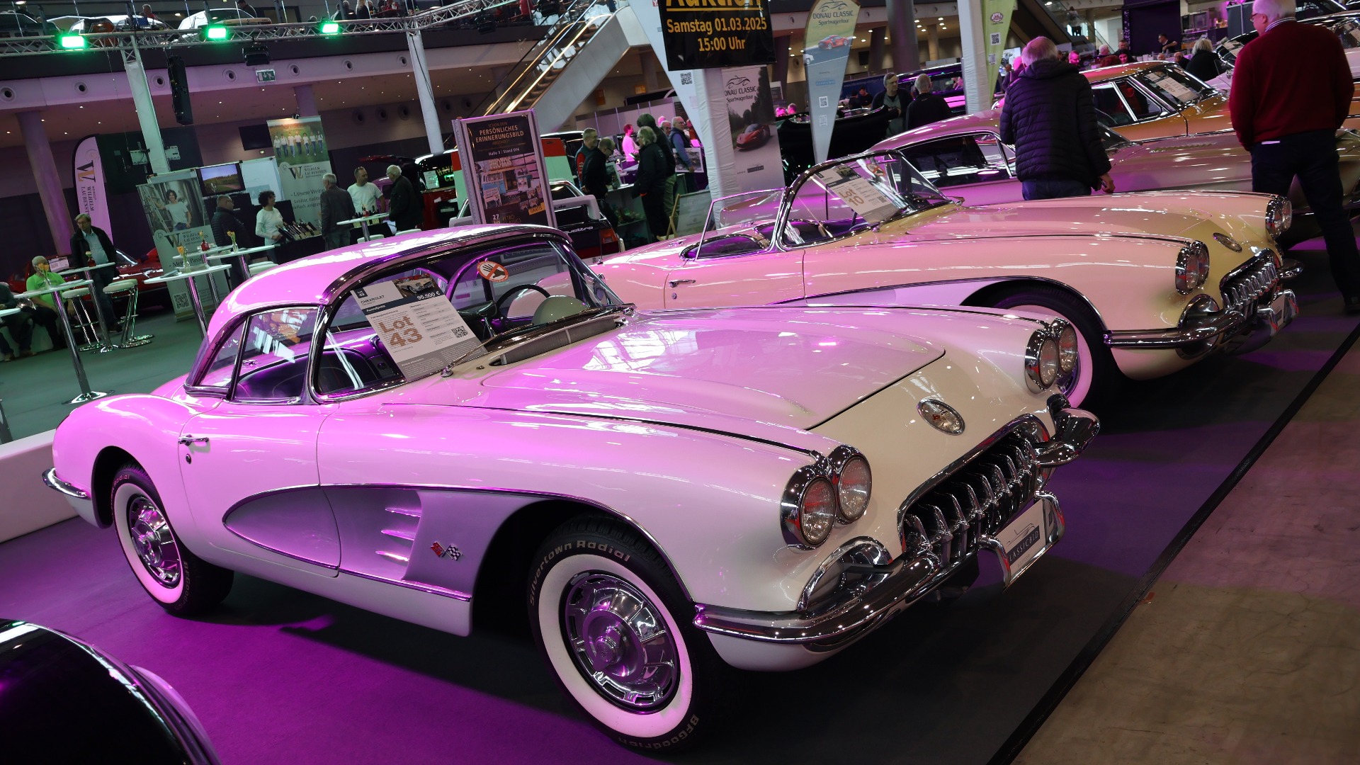 Flere Chevrolet Corvette C1 gikk under hammeren på auksjon på lørdag.