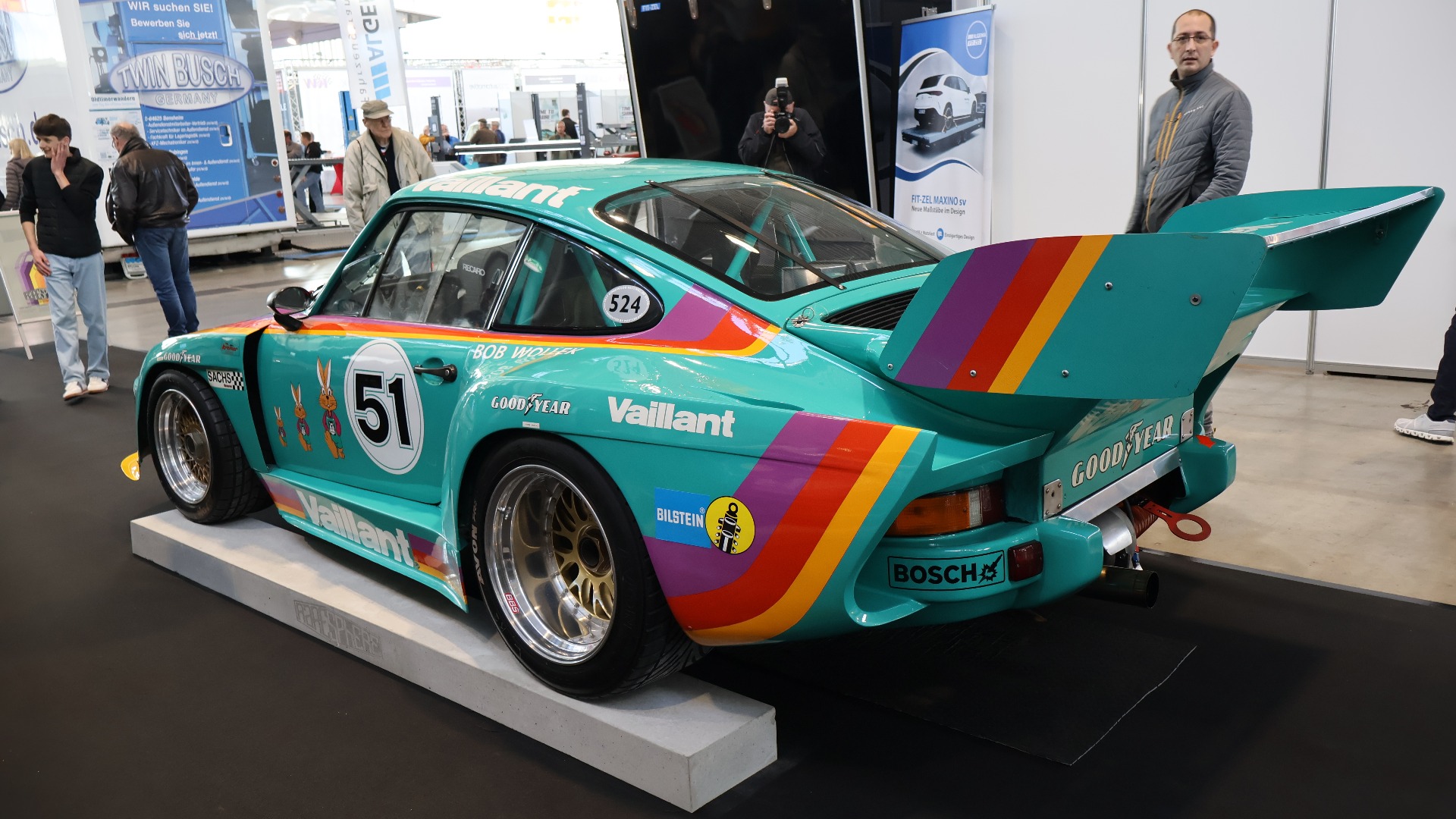 Porsche 935 fra Kremer-teamet i herlig Vaillant-dekor.