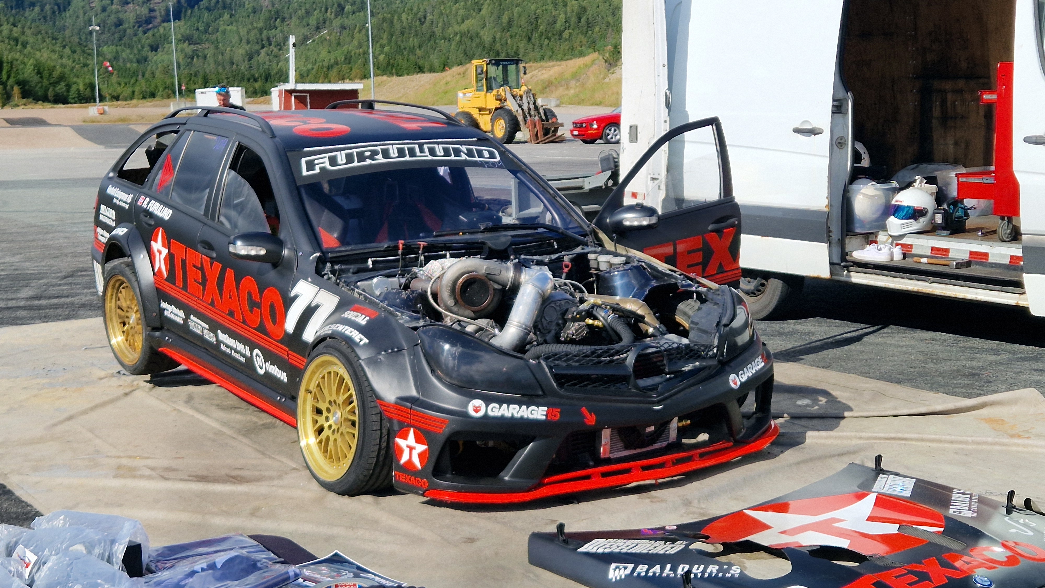 Furulund Drifting. Det mistenkes at motoren er turboladet