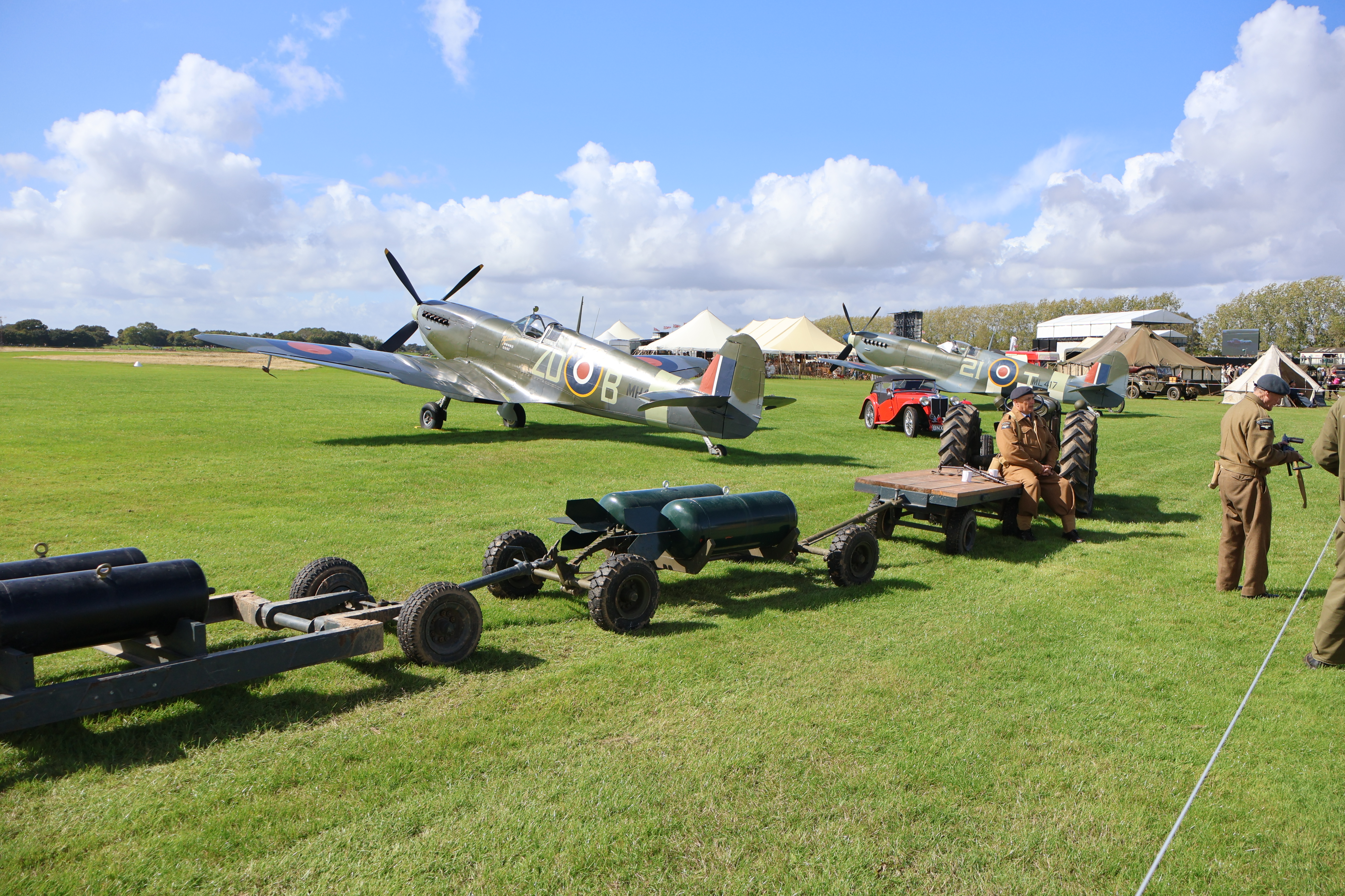 The Battle of Britain anno 1940. Nei, dette er Goodwood Revival anno 2025.