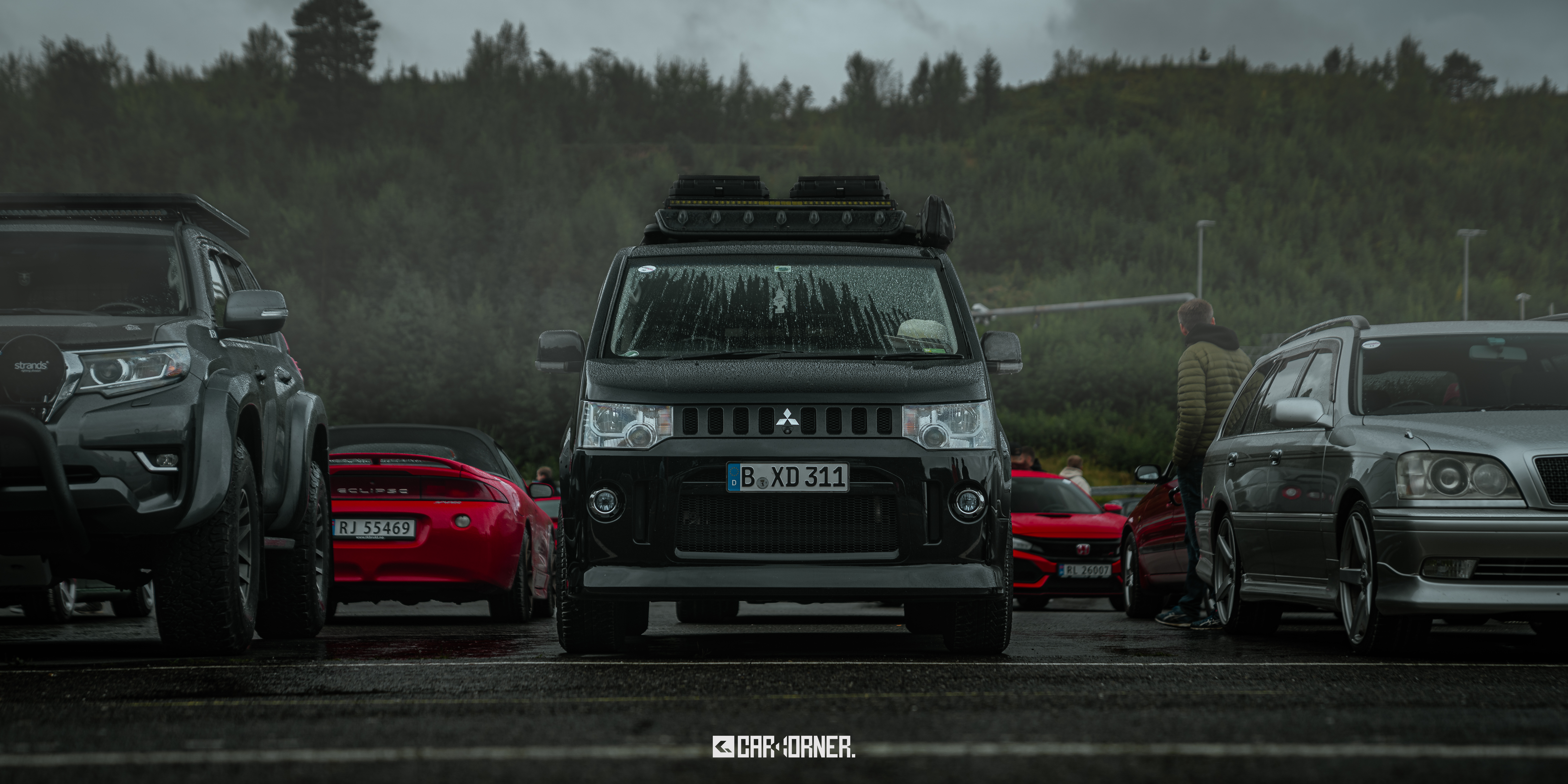 Helt fra Tyskland! Høyrerattet Mitsubishi Delica med bodykit og camper-stuk