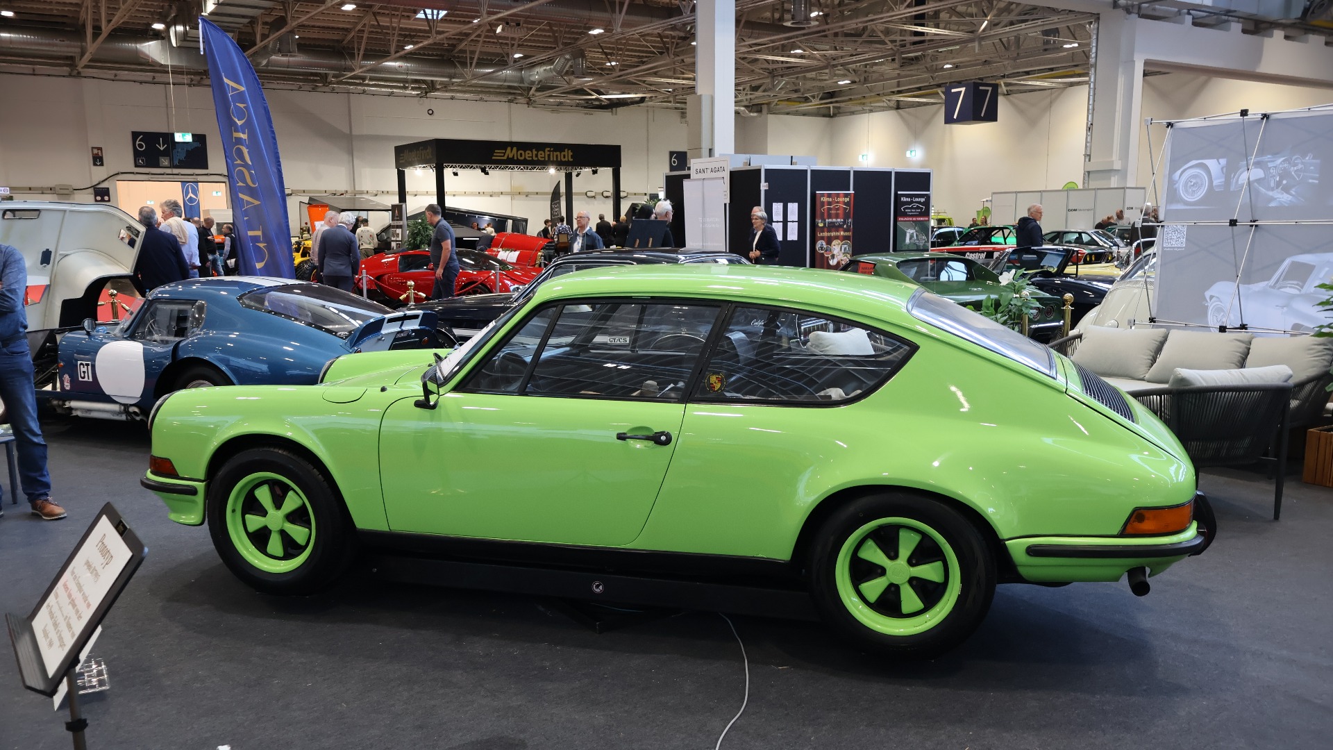 En prototyp basert på Porsche 911 av Pininfarina i 1969. Ett eksemplar ble laget.