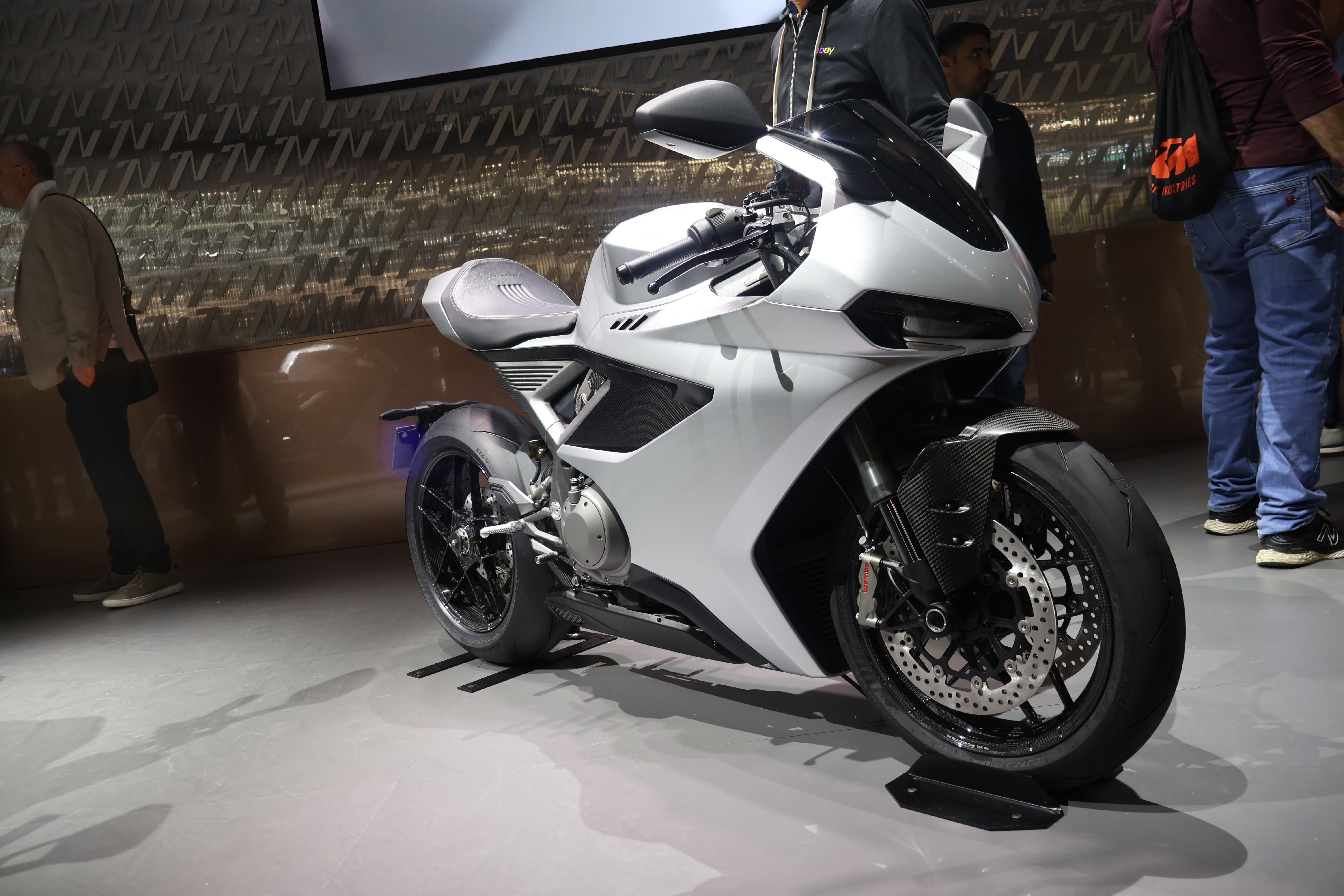 Norton Manx R. Forhåpentligvis blir den en suksess for merket.