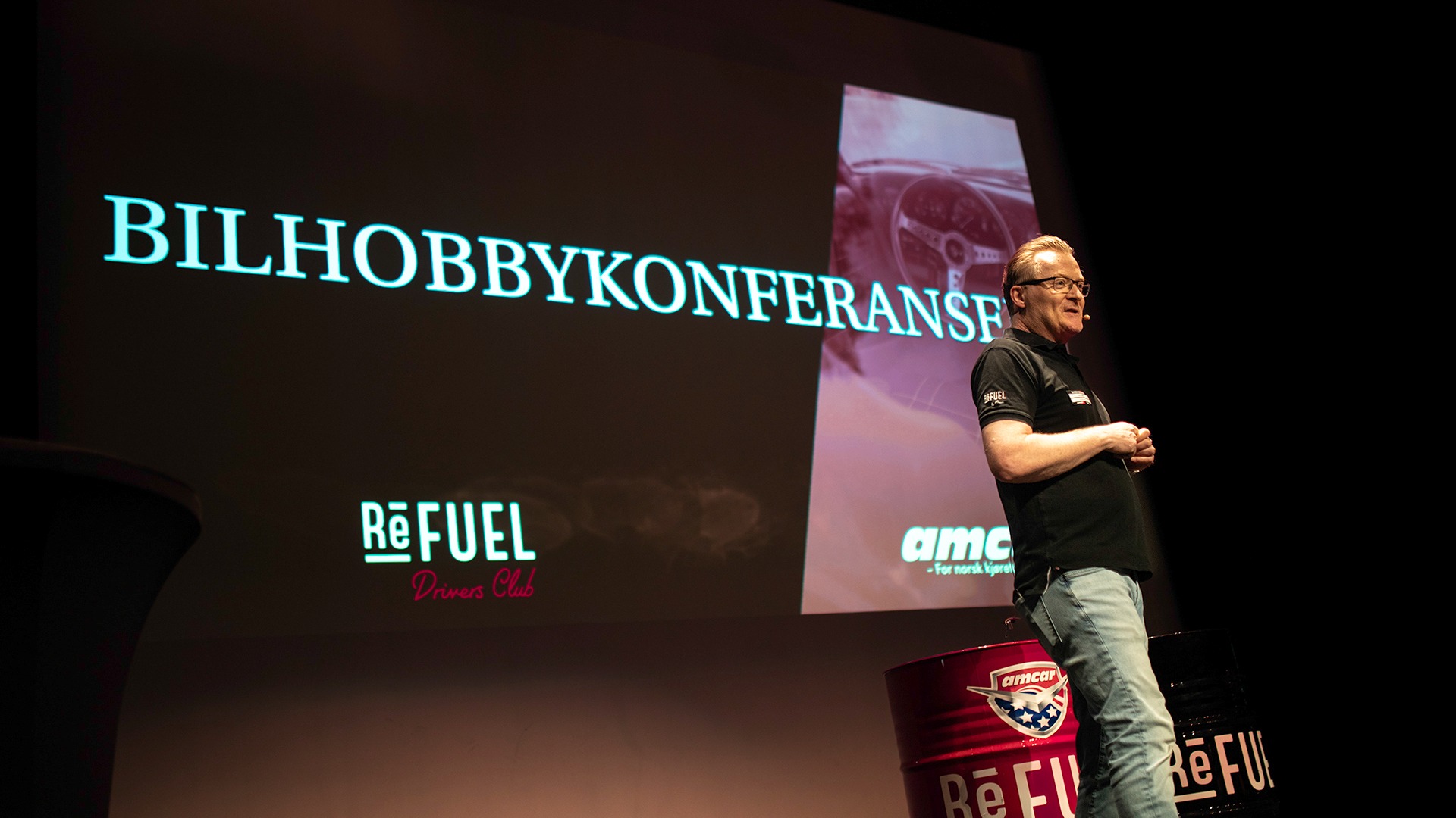 Tore Tøtdal ønsket alle velkomne til årets Bilhobbykonferanse.