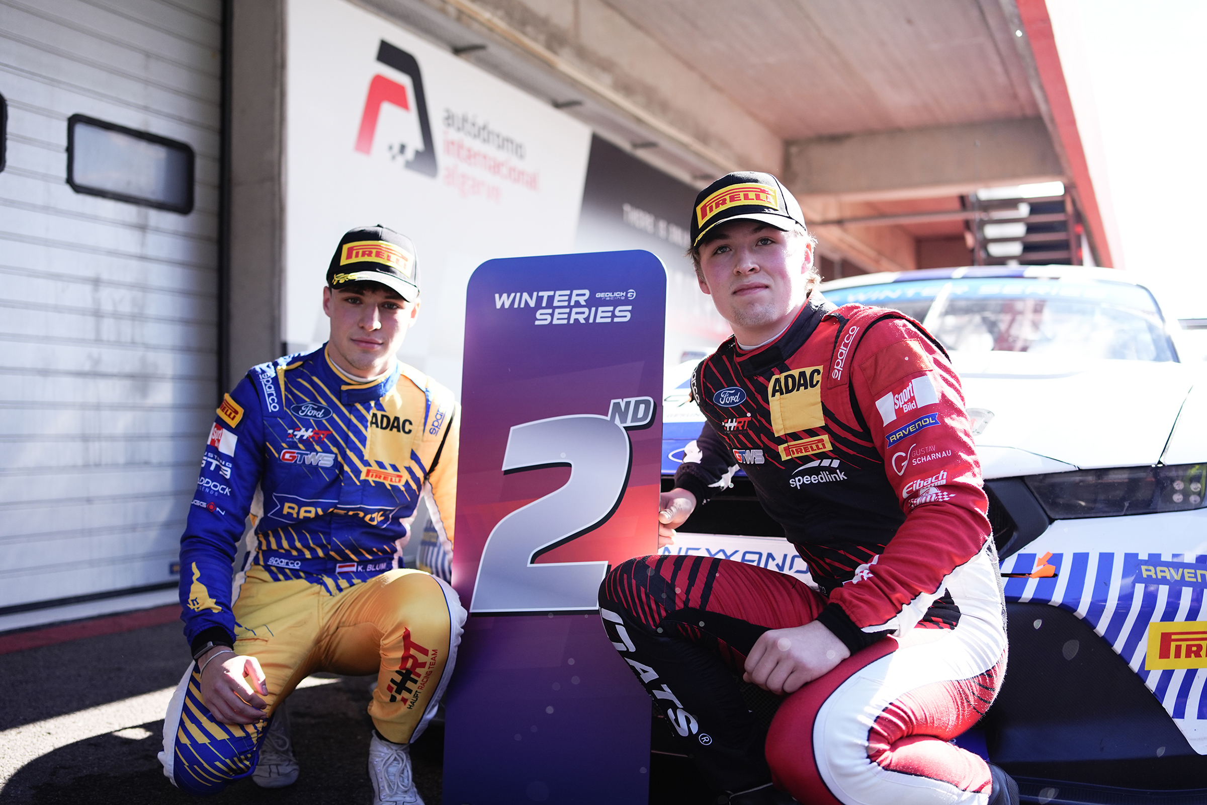 Emil trives godt i toppsjiktet