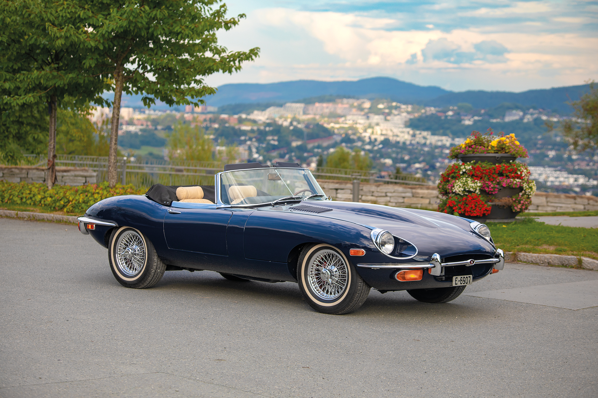 Børges 1969 Jaguar E-Type er et vakkert skue.