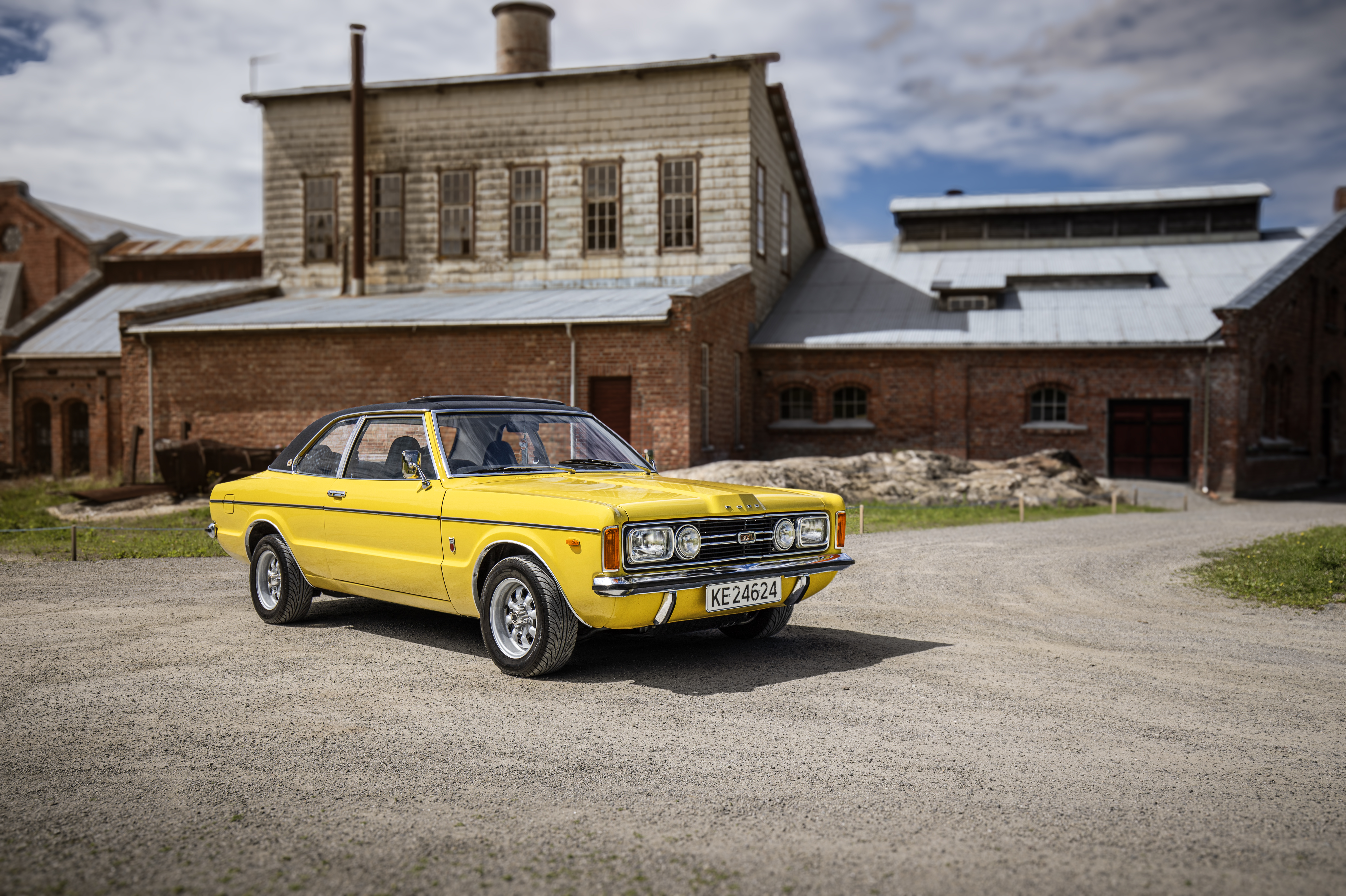 Tronds vakre 1973 Ford Taunus GXL.