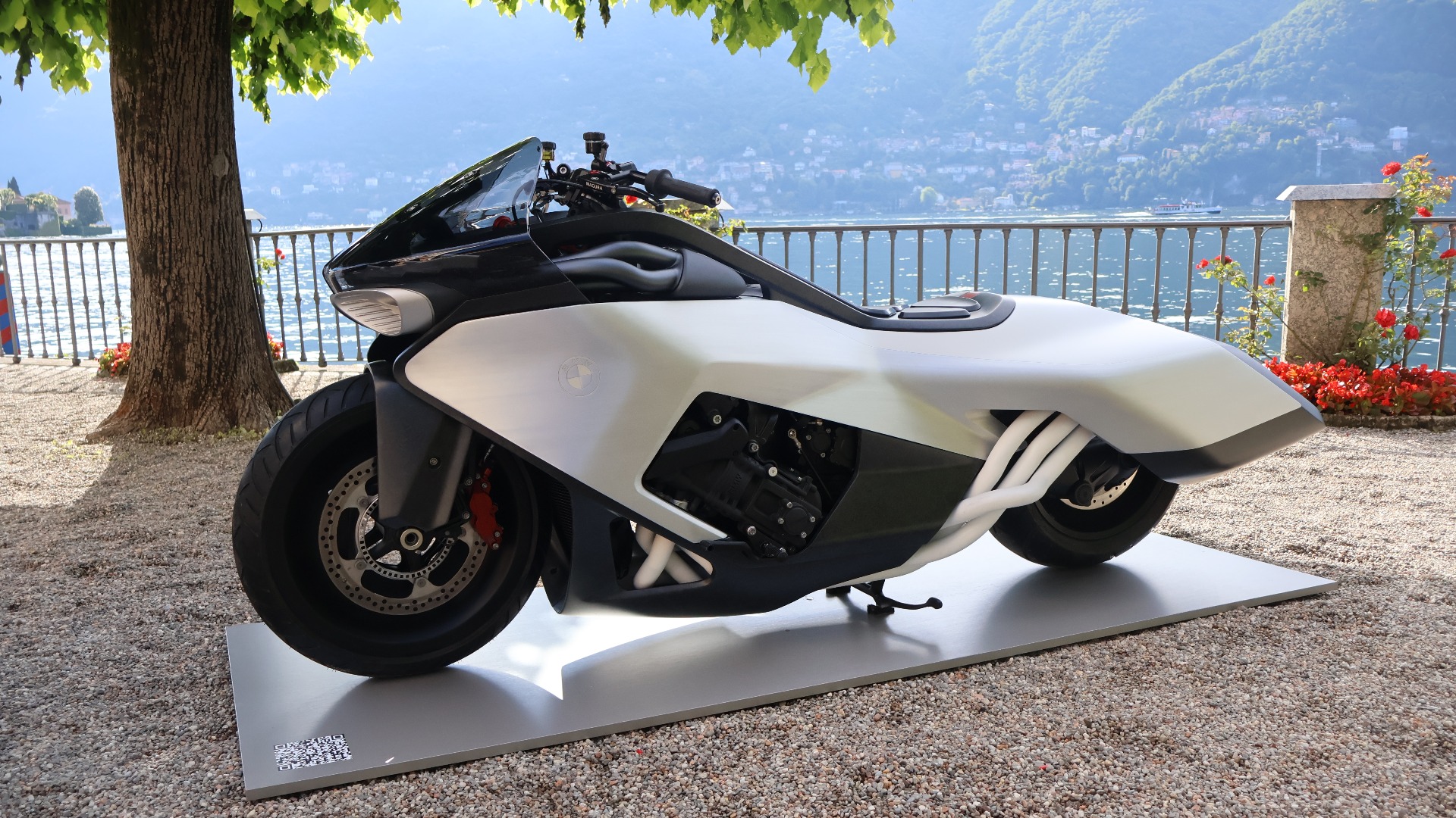 BMW Vision K18: Årets mest hårreisende motorsykkel?