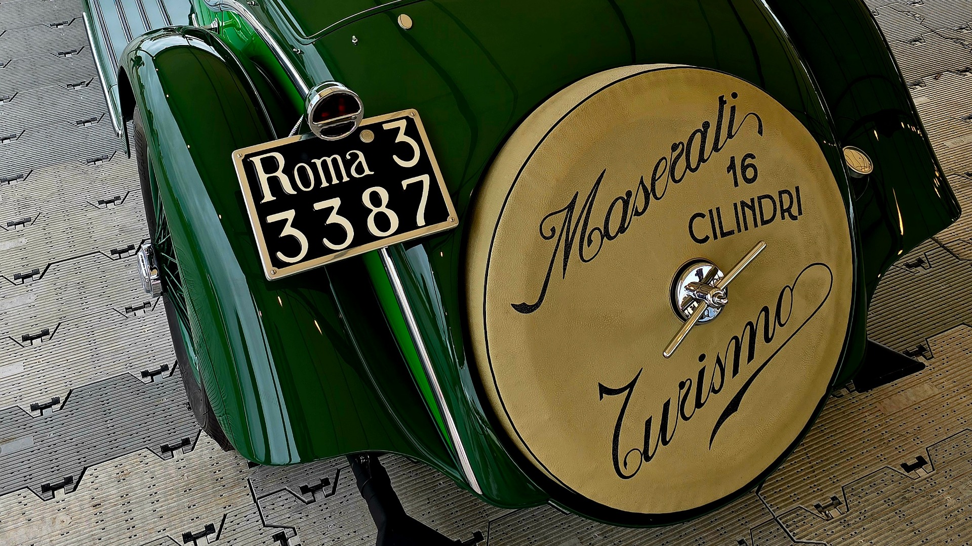 Bli med AMCAR til Goodwood Revival