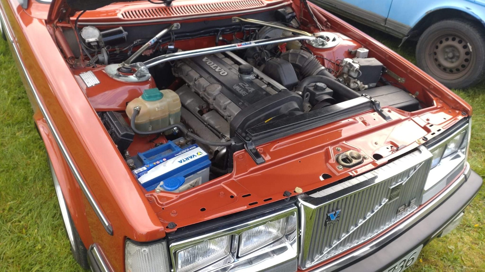 1977 Volvo 242