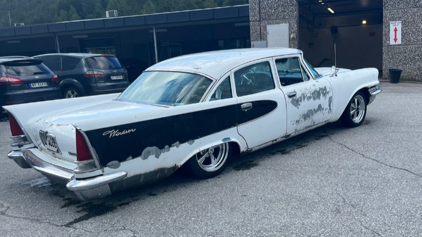 1957 Chrysler Windsor