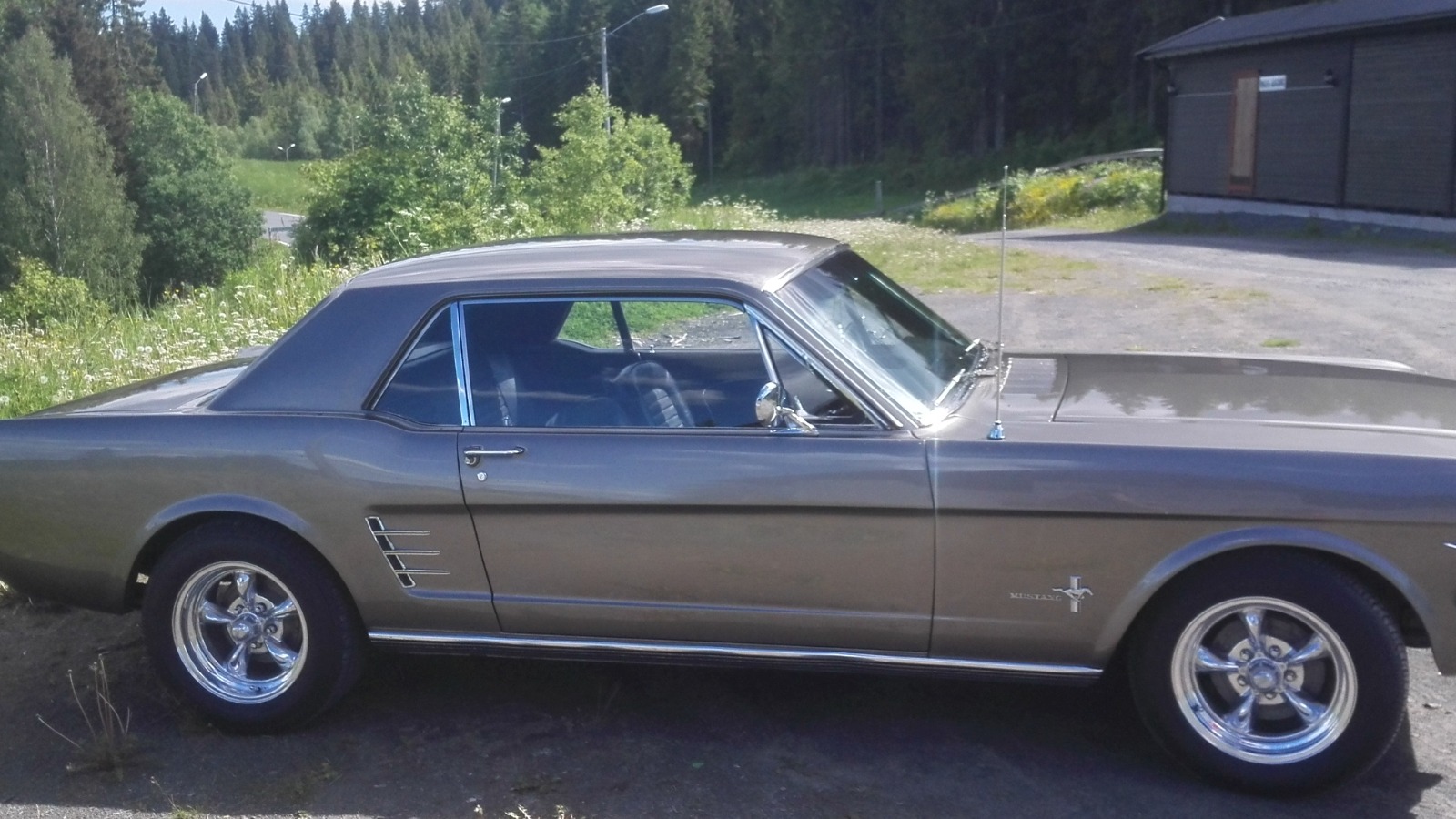 1966 Ford Mustang 2 dht 