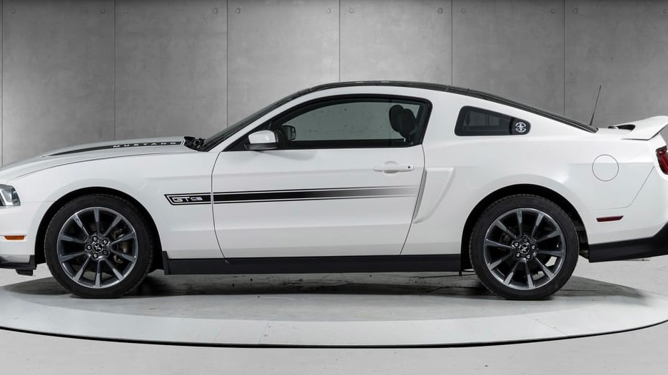 2011 Ford Mustang GT/CS 5.0