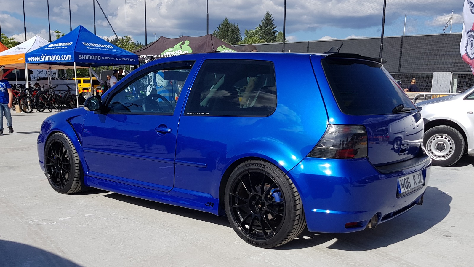 2003 Volkswagen Golf R32 DSG 