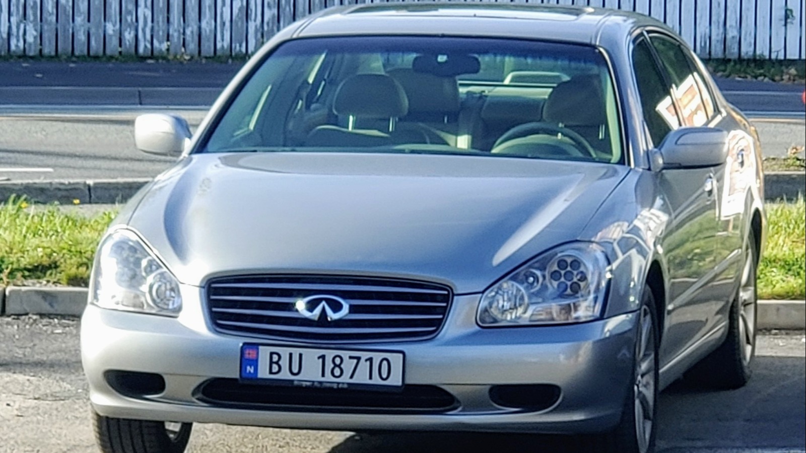 2002 Infiniti Q45 Premium