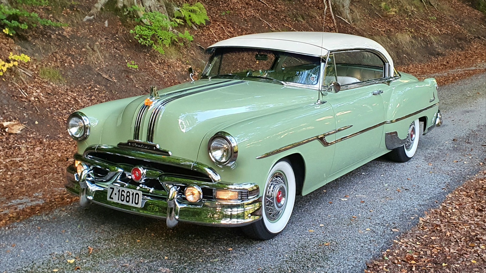 1953 Pontiac Chieftain Custom Catalina