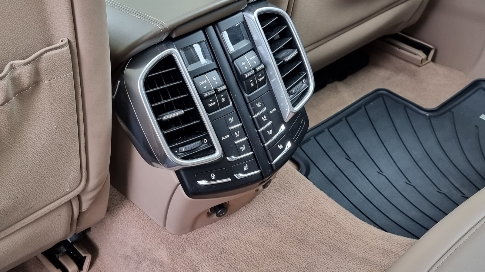 2013 Porsche Cayenne  S diesel  