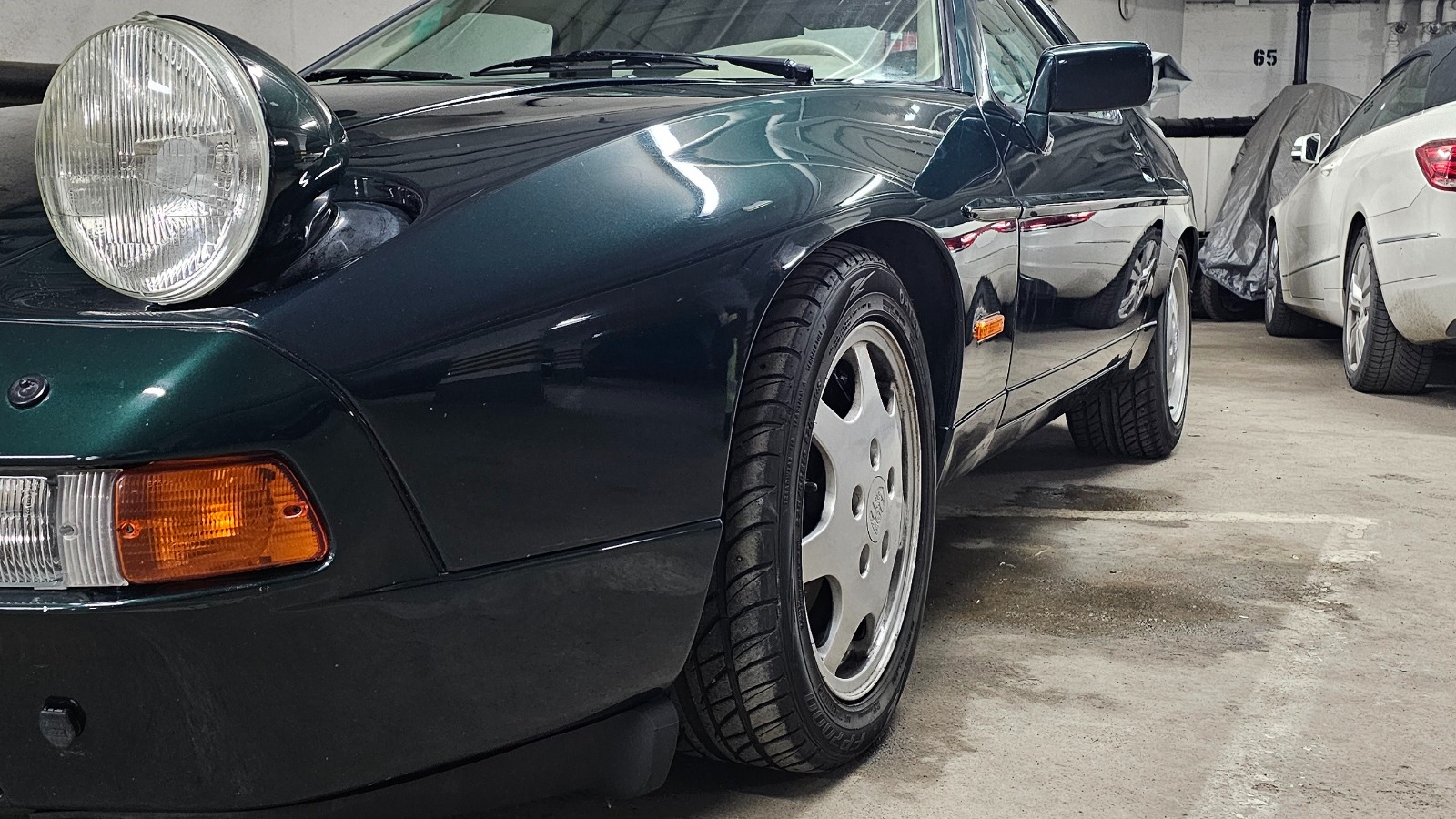 1990 Porsche 928 GT 