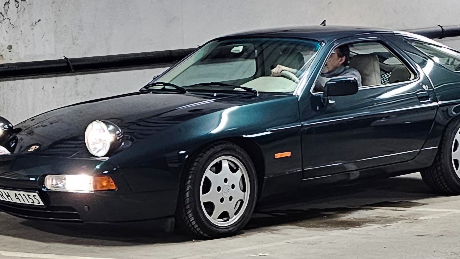1990 Porsche 928 GT 
