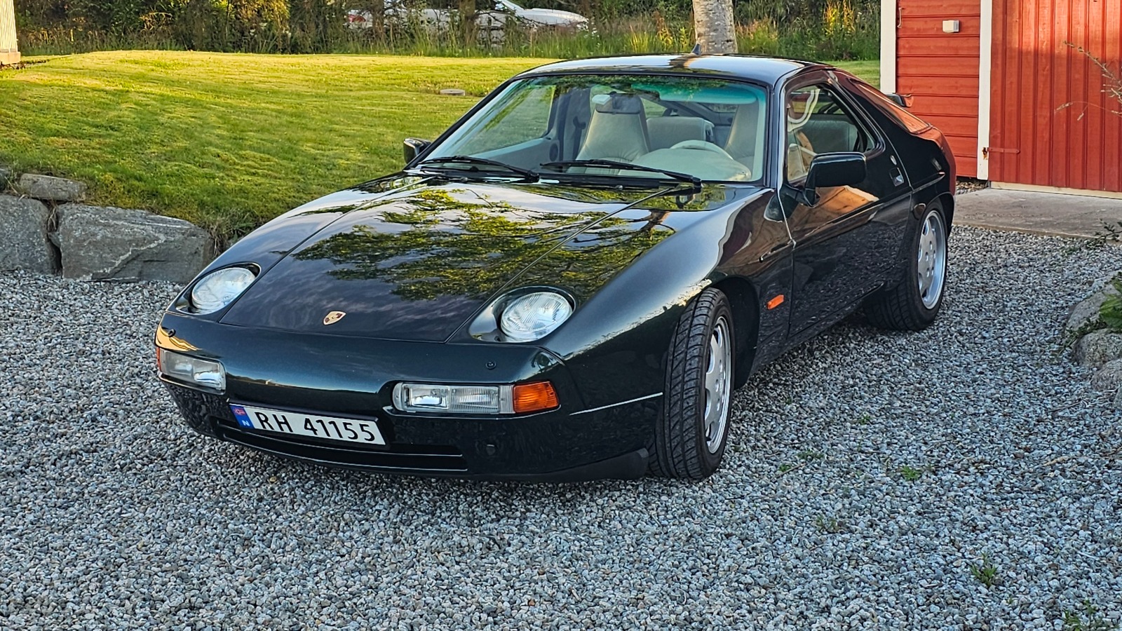 1990 Porsche 928 GT 