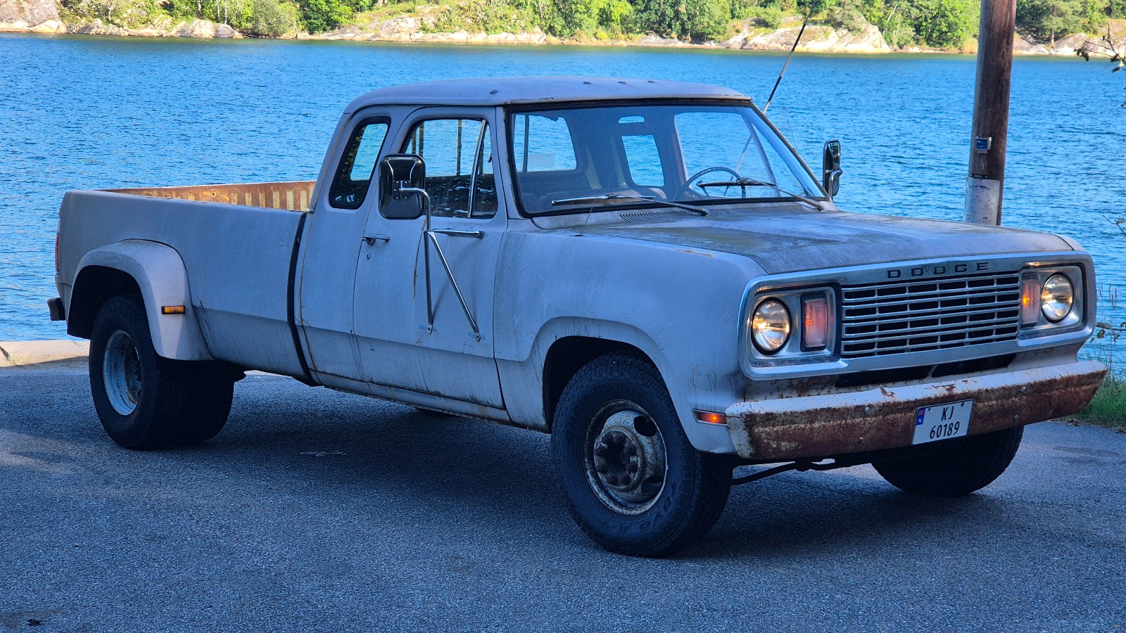 1977 Dodge D300 440, Dually
