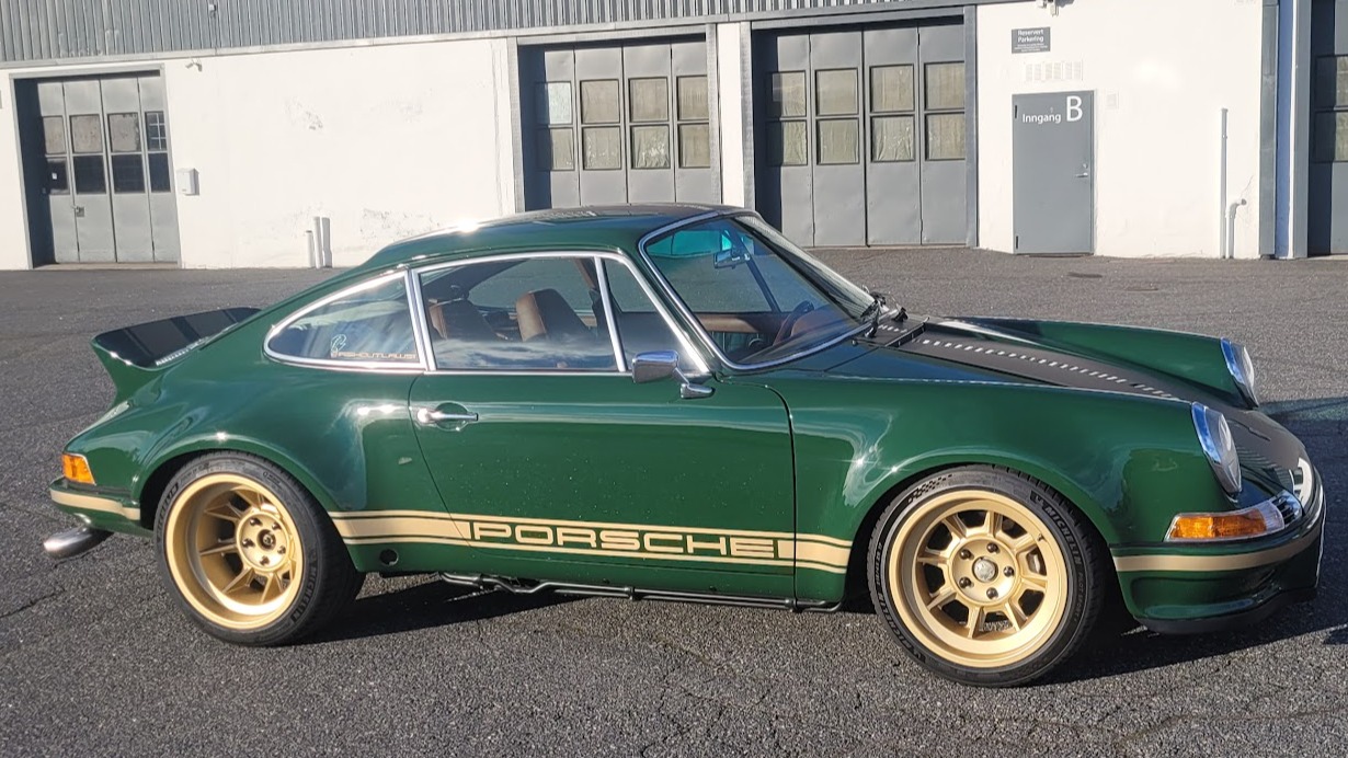 1977 Porsche 911 RSR Restomod