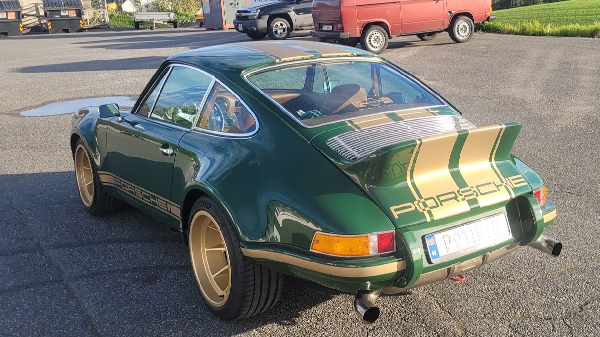 1977 Porsche 911 RSR Restomod