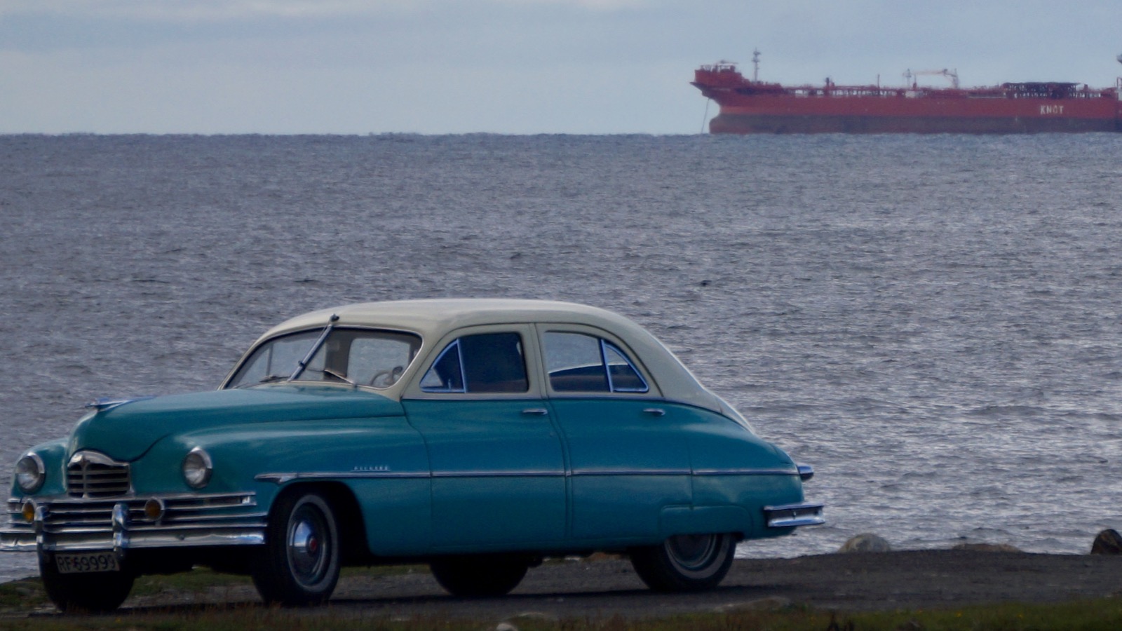 1950 Packard «8» 2301 series Sedan