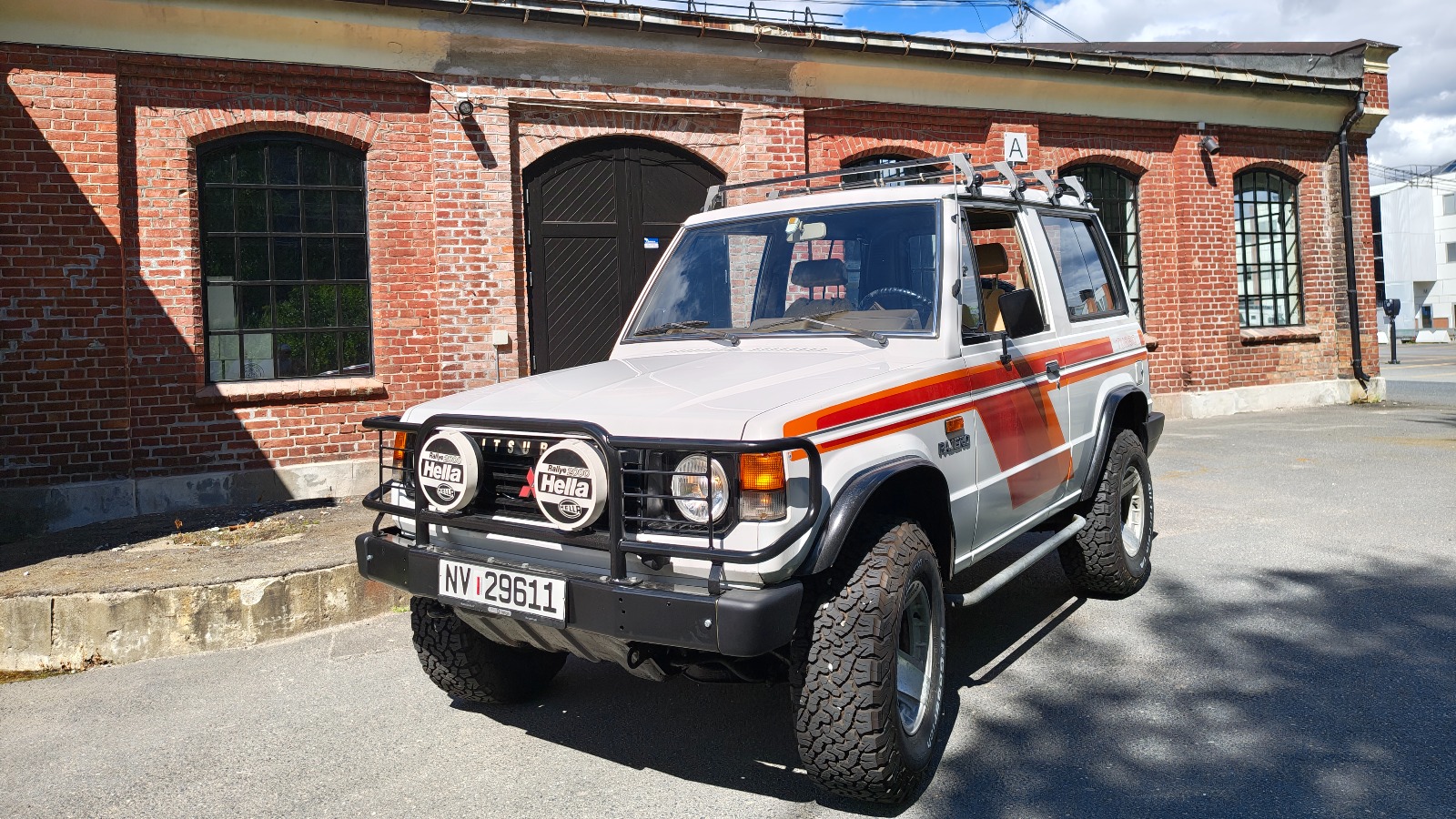 1985 Mitsubishi Pajero 2.3 Turbodiesel 