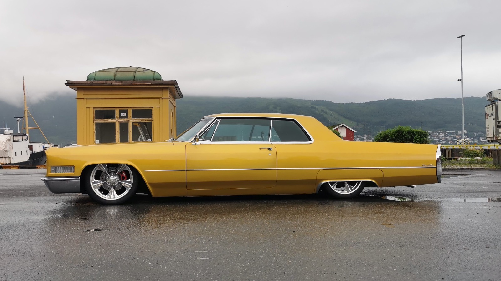 1966 Cadillac Coupe Deville