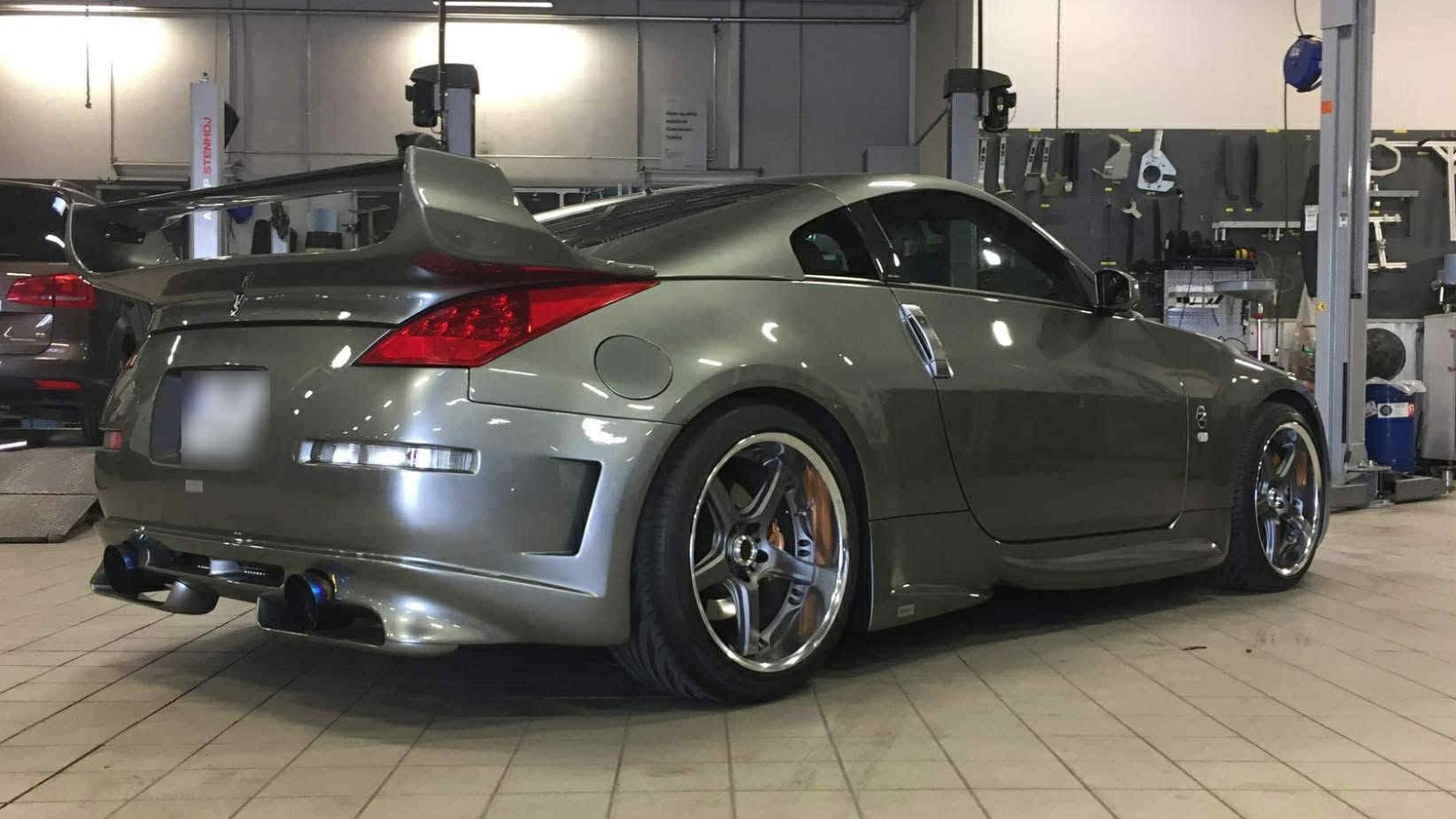 2004 Nissan 350z GT