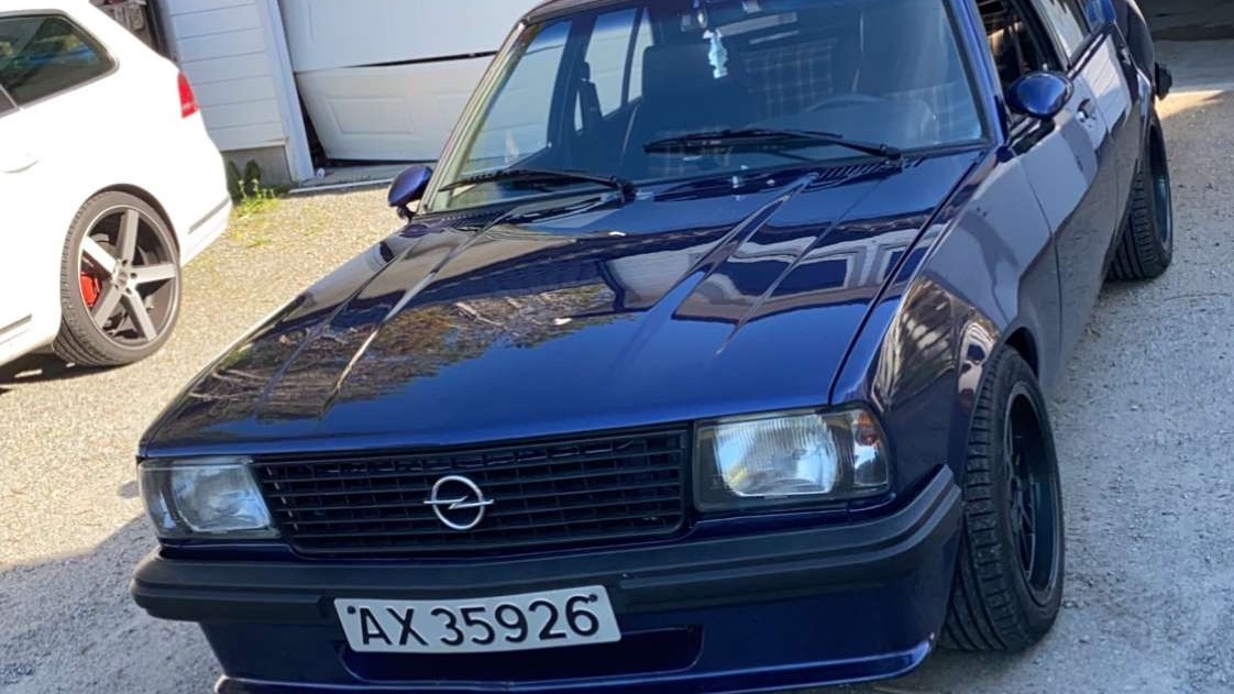 1981 Opel Ascona b